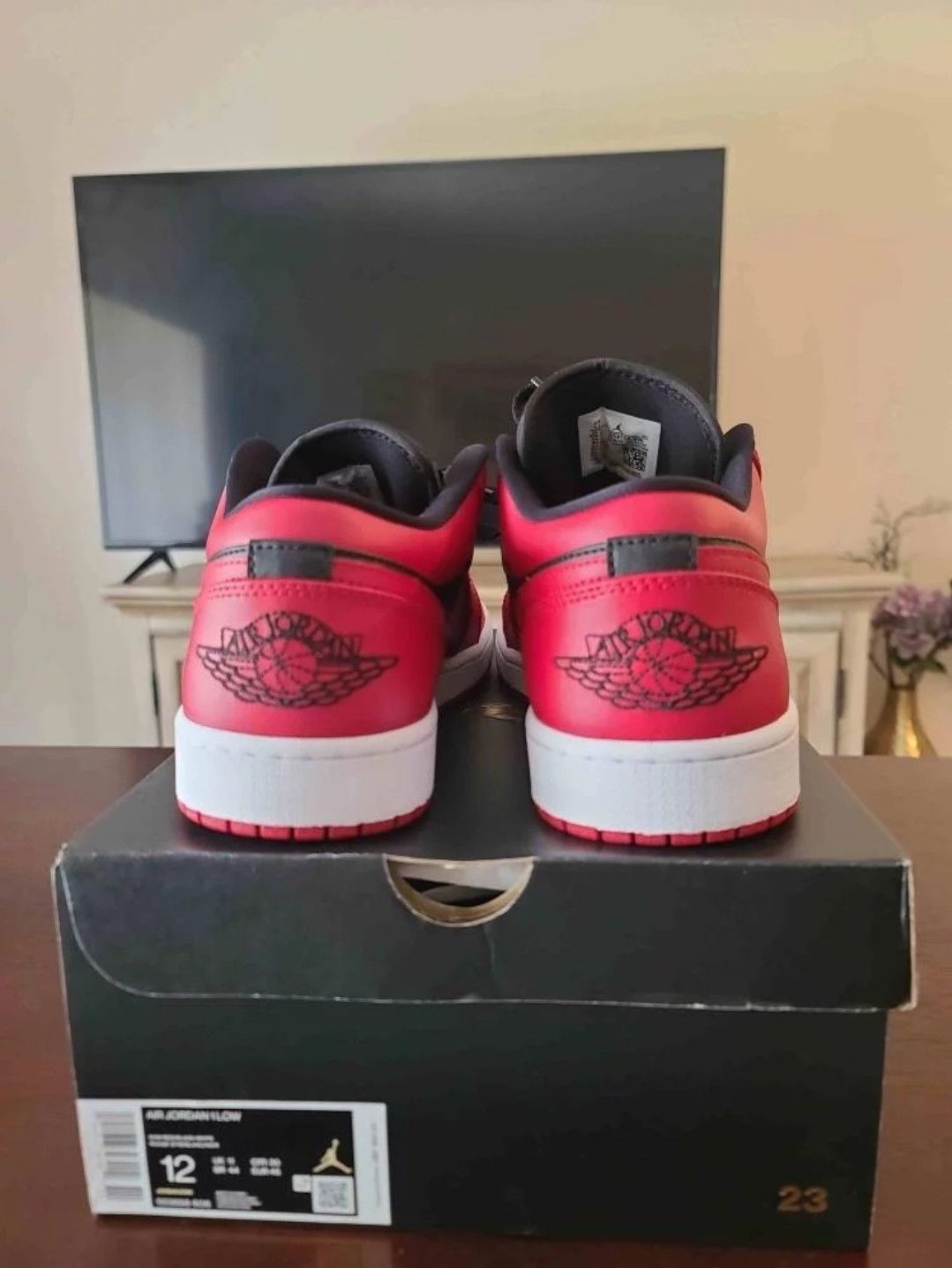 Nike Air Jordan 1 Low Reverse Bred Size US 12 / EU 45 - 7 Thumbnail