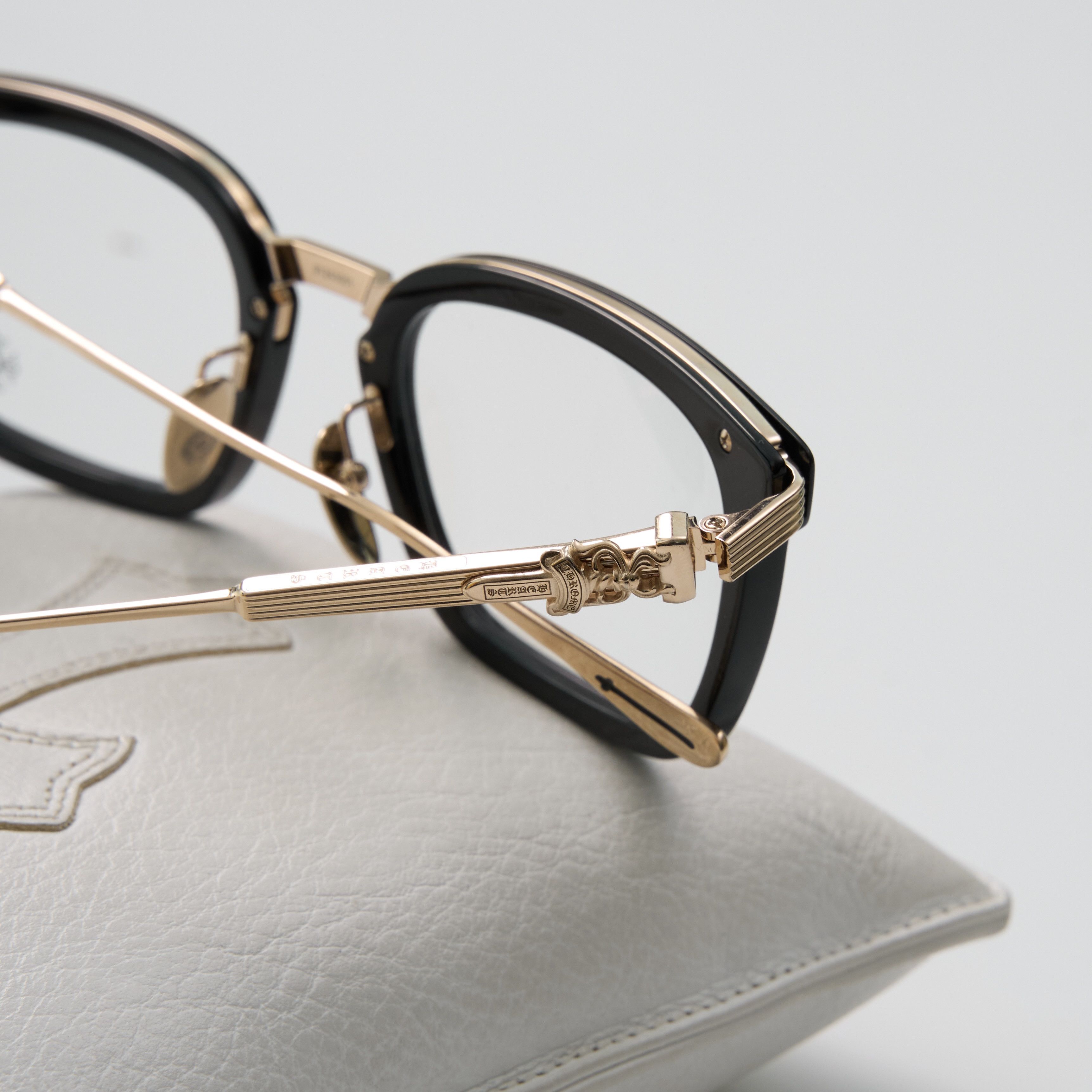 Chrome Hearts CHROME HEARTS OVERPOKED BLACK-PLASTIC/ GOLD PLATED GLASSES Size ONE SIZE - 9 Thumbnail