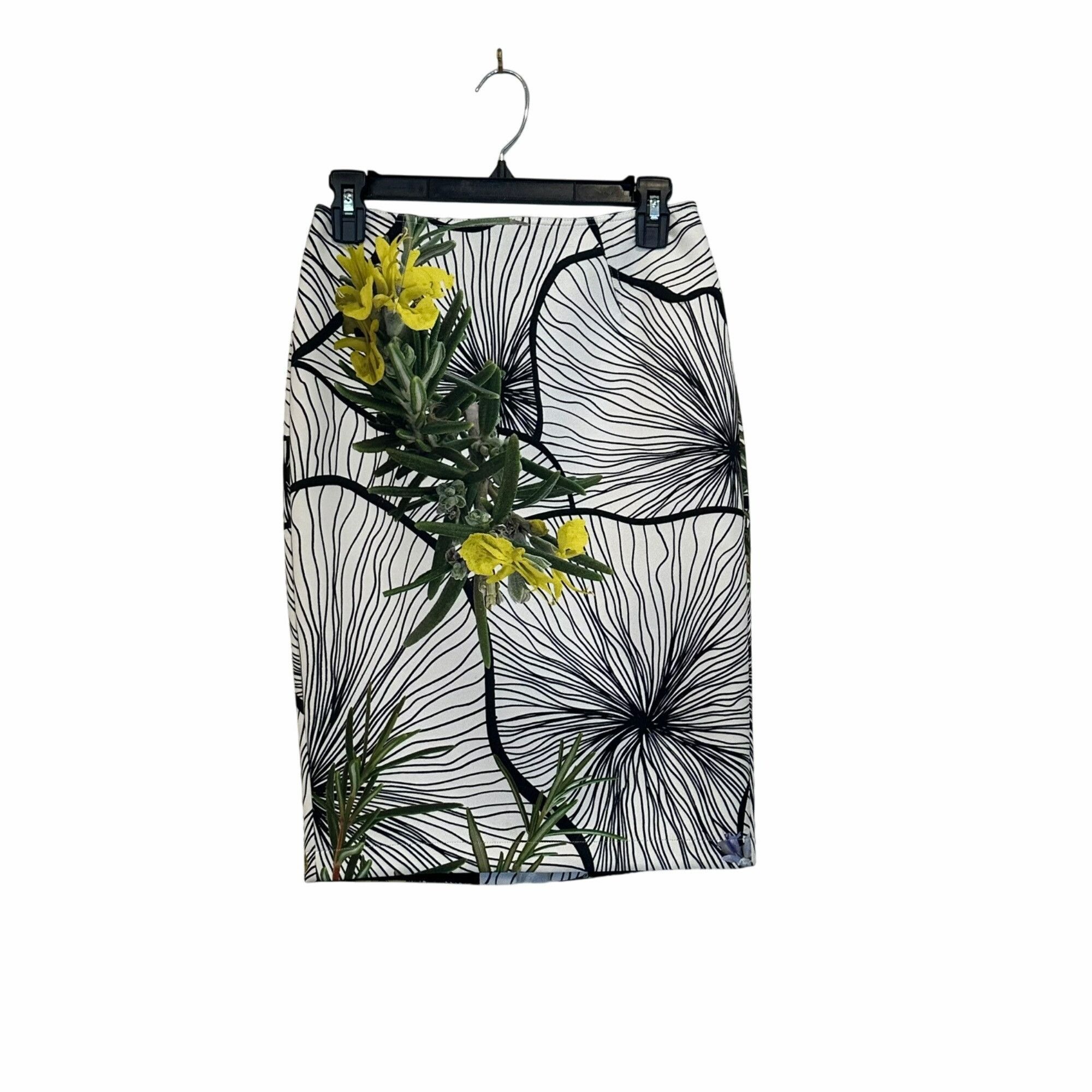 Yigal Azrouel ✨Yigal Azrouël Size 4 Women's Casual Floral Black & White Pe Size 27" / US 4 / IT 40 - 1 Thumbnail