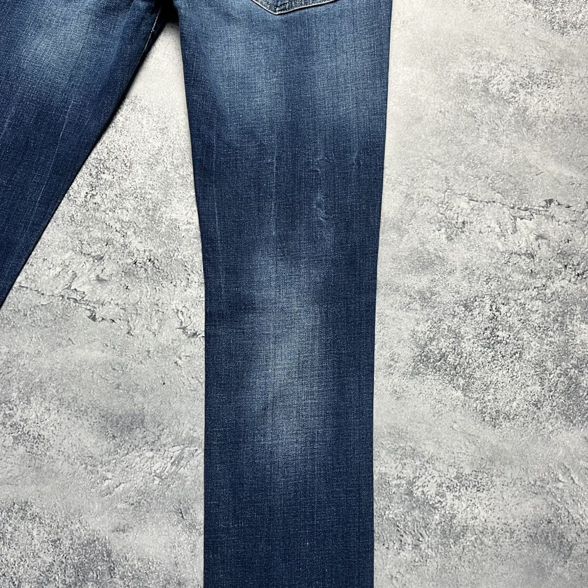 Dsquared2 Vintage Dsquared2 Distressed Denim Blue Jeans Italy Size 32" / US 10 / IT 46 - 17 Thumbnail