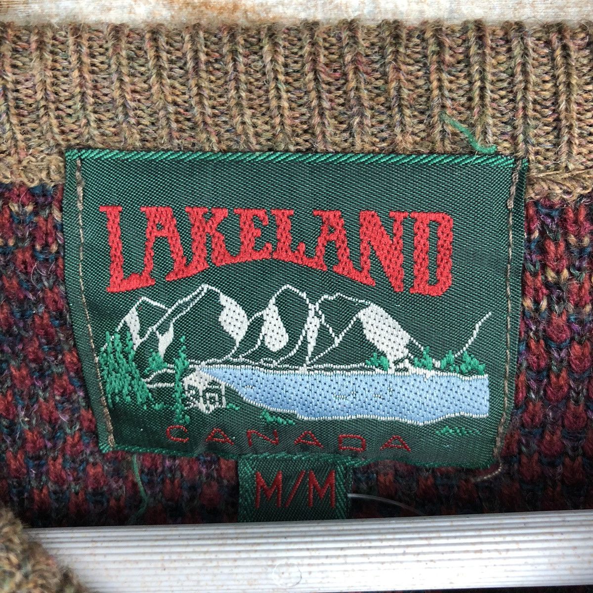 Vintage Lakeland canada vintage art Brown Knitwear sweatshirt #A1267 Size US M / EU 48-50 / 2 - 9 Thumbnail