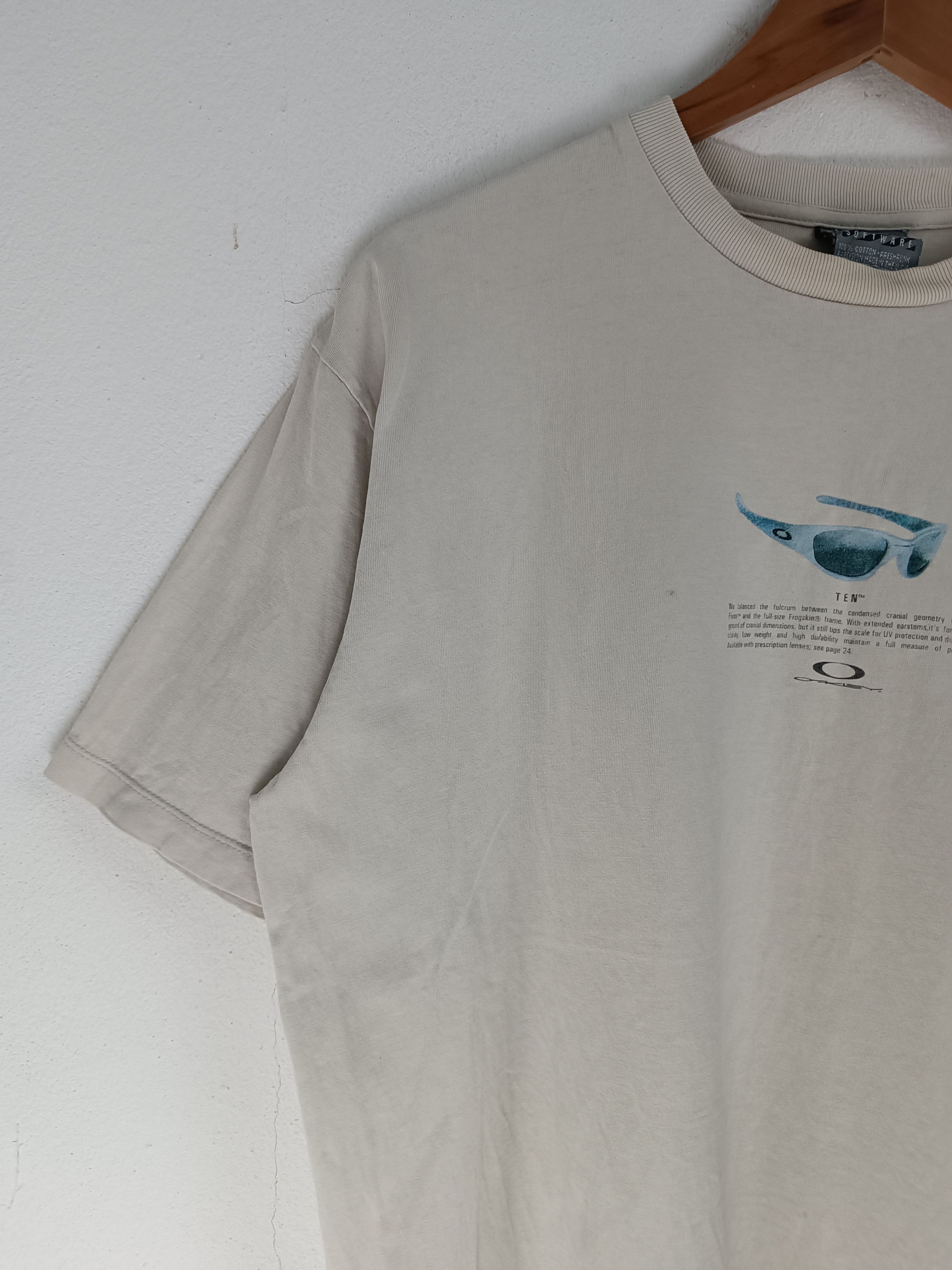 Oakley VERY RARE VINTAGE 90'S OAKLEY RACING JACKET EYEWEAR TEE Size US M / EU 48-50 / 2 - 5 Thumbnail