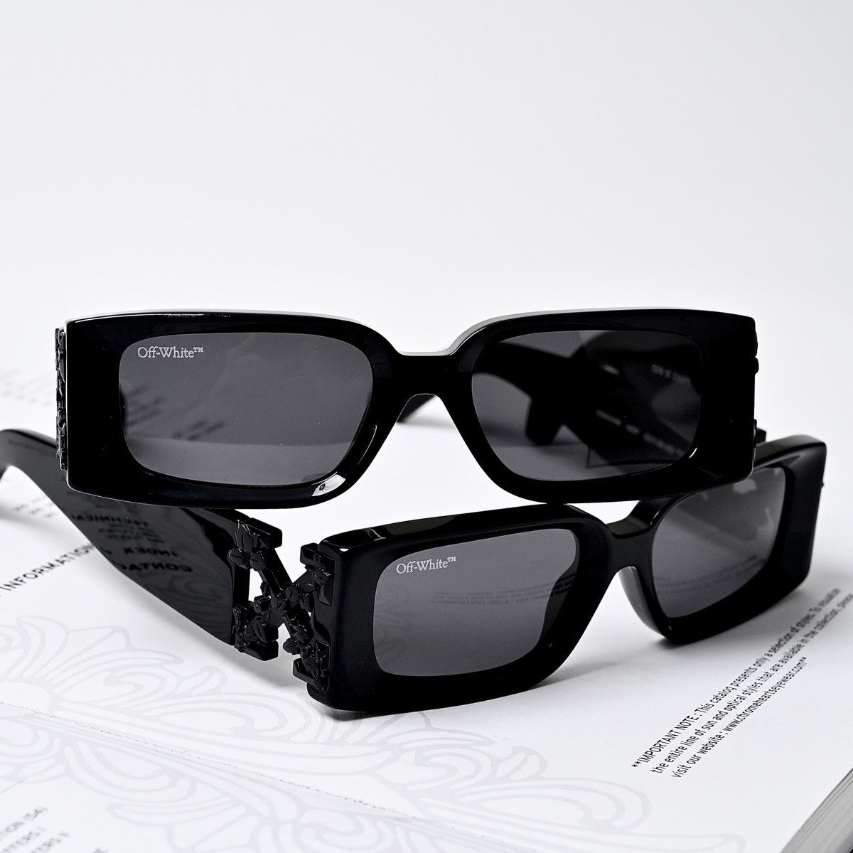 Off-White OFF WHITE ROMA SUNGLASSES Size ONE SIZE - 10 Thumbnail