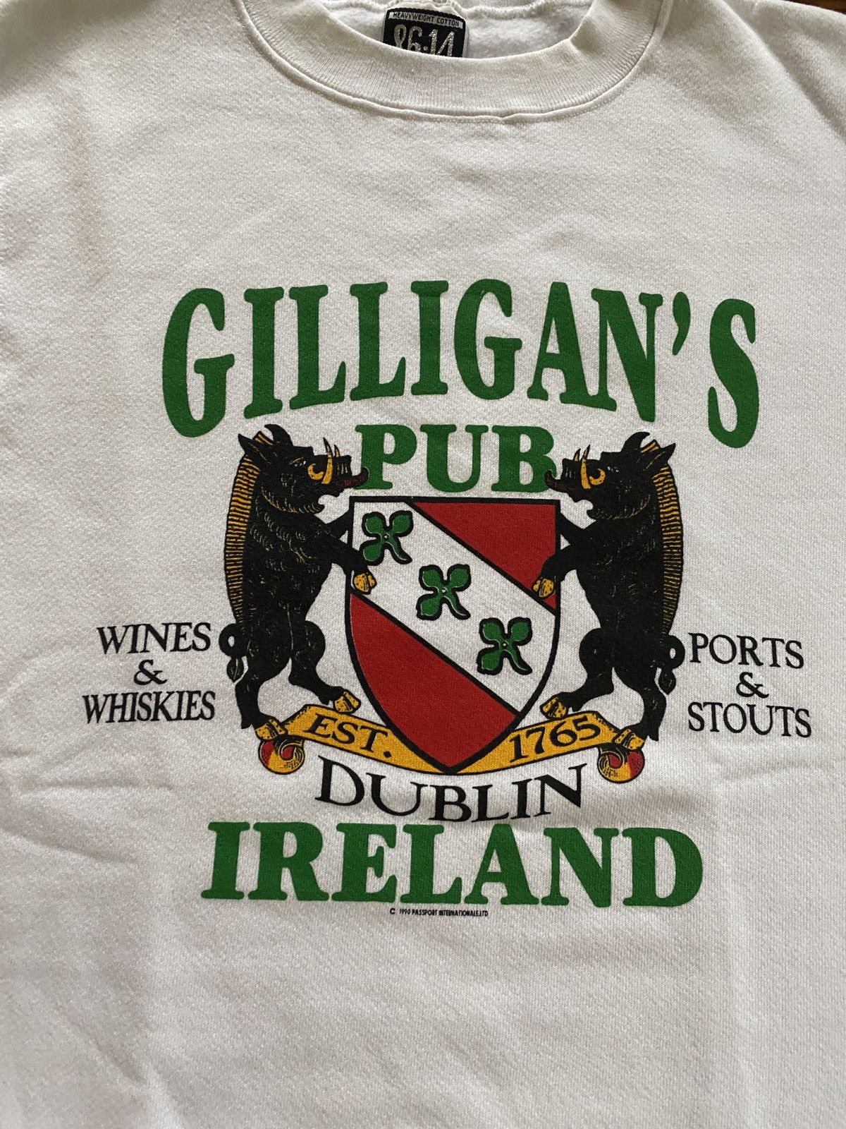 Vintage Vintage ‘90 Gilligan’s Pub Ireland White Crewneck Sweatshirt Size US S / EU 44-46 / 1 - 3 Thumbnail