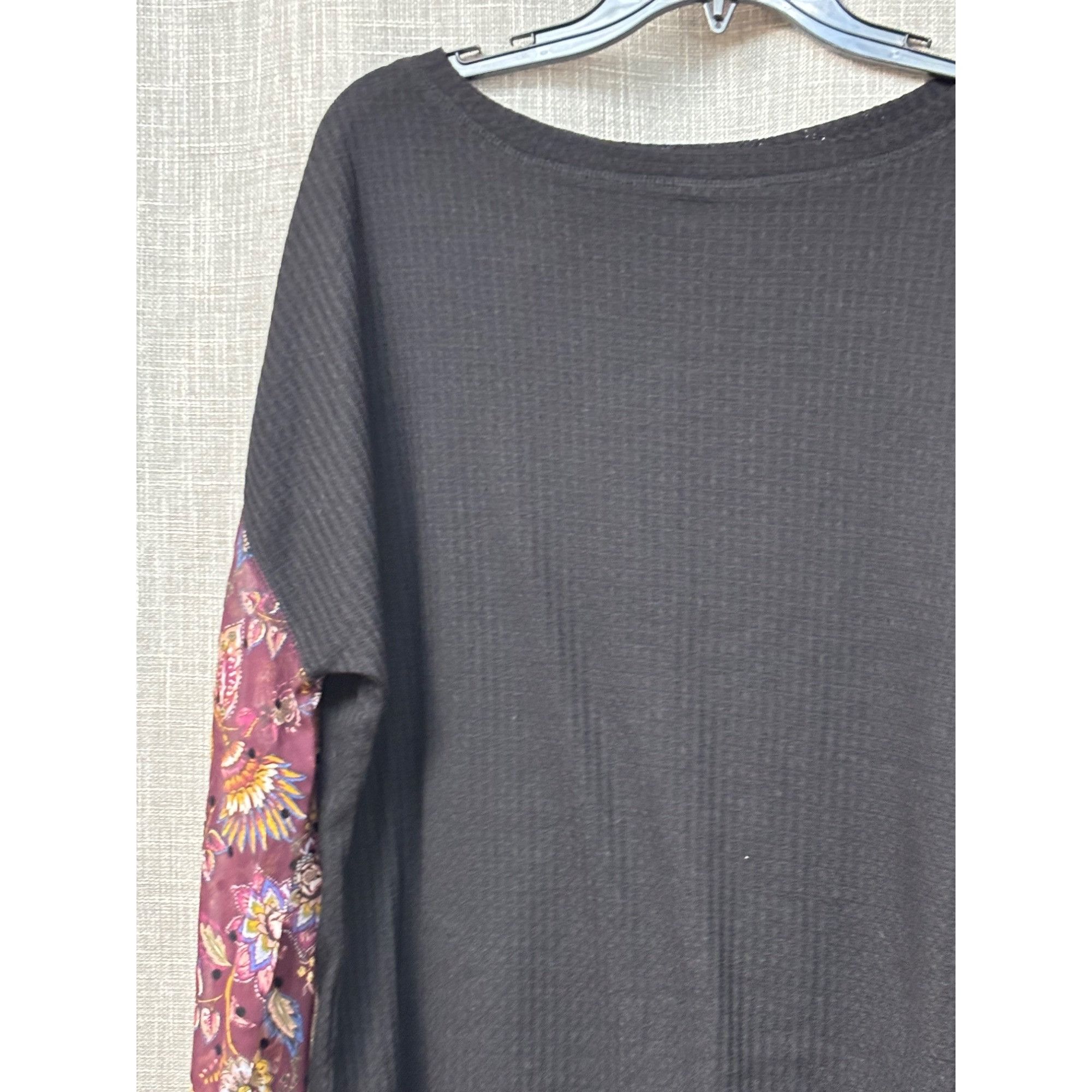 Other Gypsies & Moondust Juniors' Waffle Knit Sheer Sleeve Top, Bu Size L / US 10 / IT 46 - 11 Thumbnail