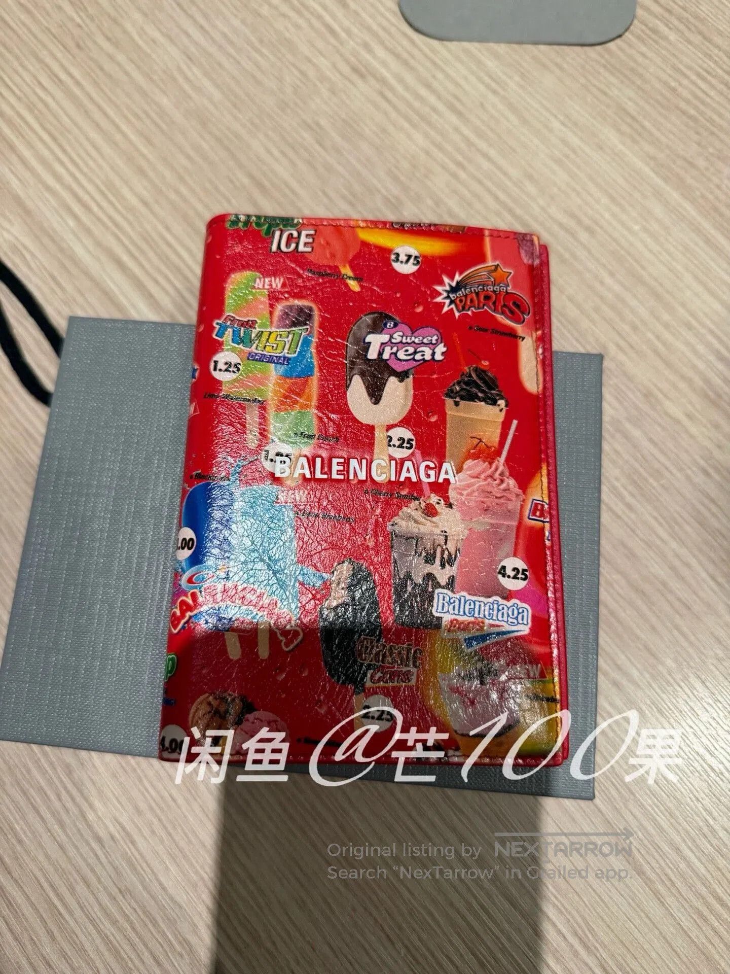 Balenciaga Balenciaga Ice Cream Print Passport Wallet. Size ONE SIZE - 1 Thumbnail