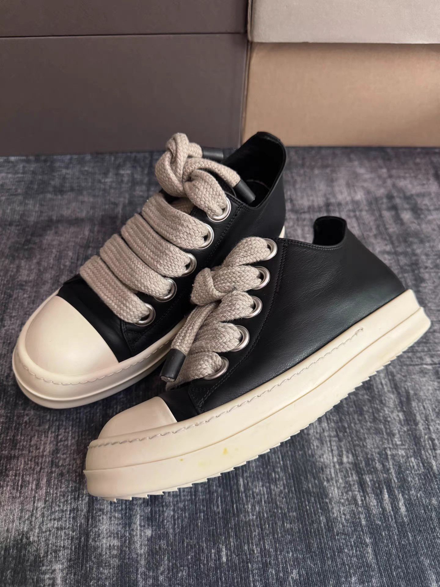 Rick Owens 24SS Thick Laces Low Top