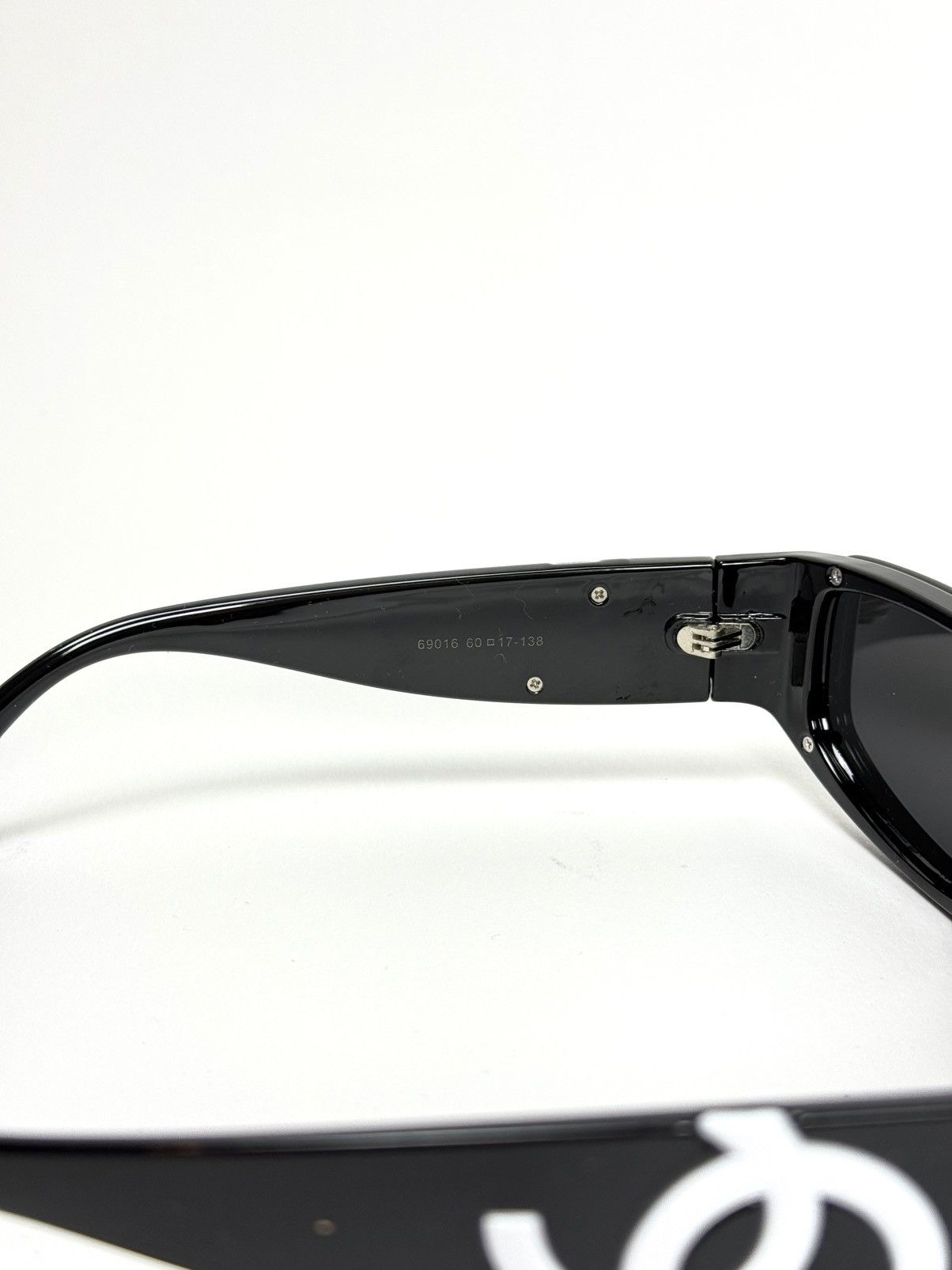 Chanel CHANEL MIRRORED LENS BLACK SUNGLASSES Size ONE SIZE - 5 Thumbnail