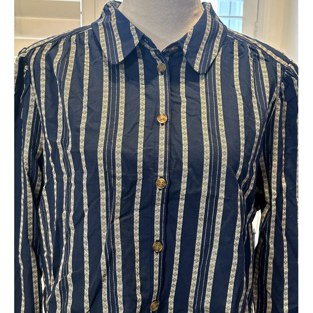 Treasure & Bond Treasure & Bond Blue Tan Striped Button Down Blouse M NWT Size M / US 6-8 / IT 42-44 - 2 Thumbnail