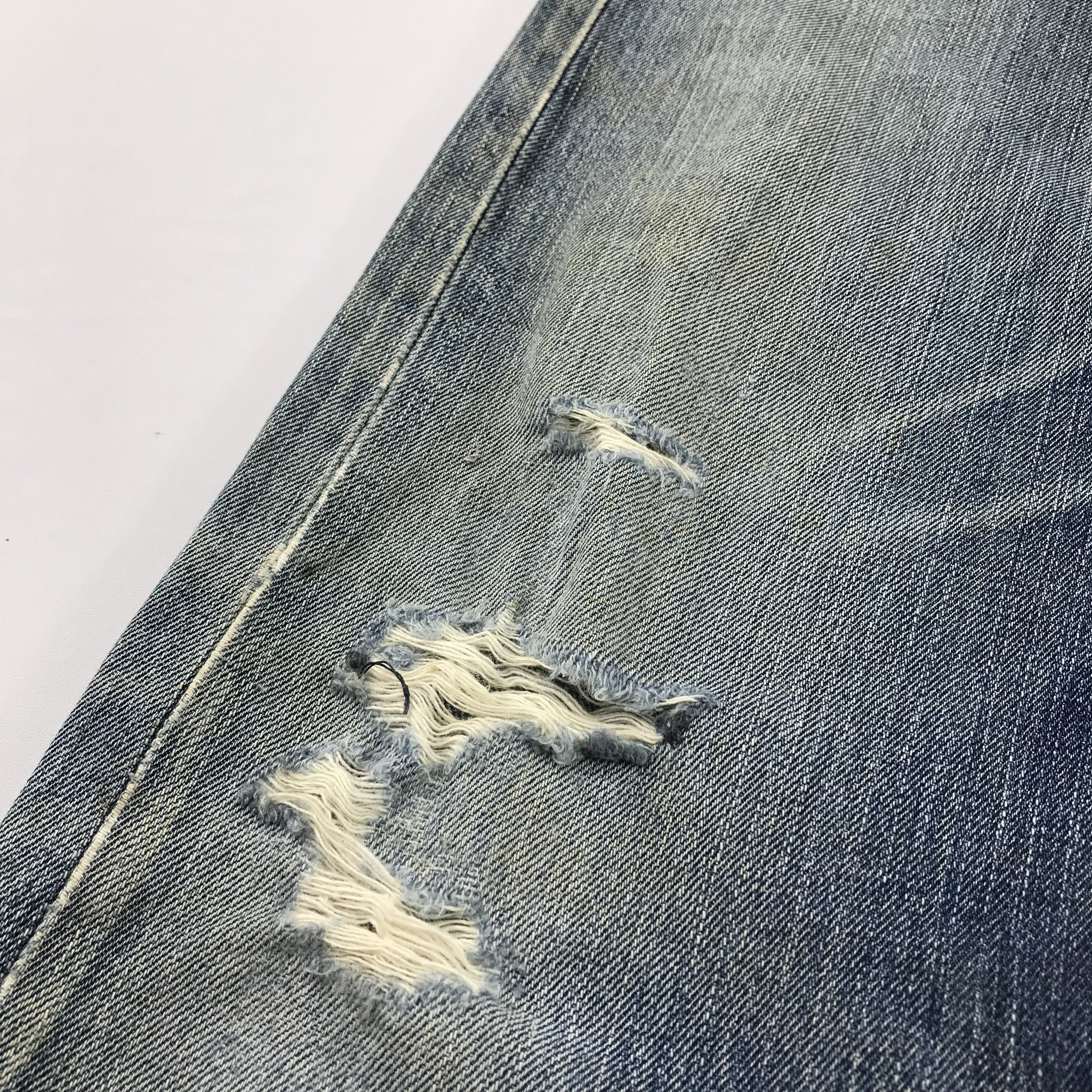 Levi's Vintage Levis 502 Big E Selvedge Jean Distress Denim KJ3469 Size US 29 - 9 Thumbnail