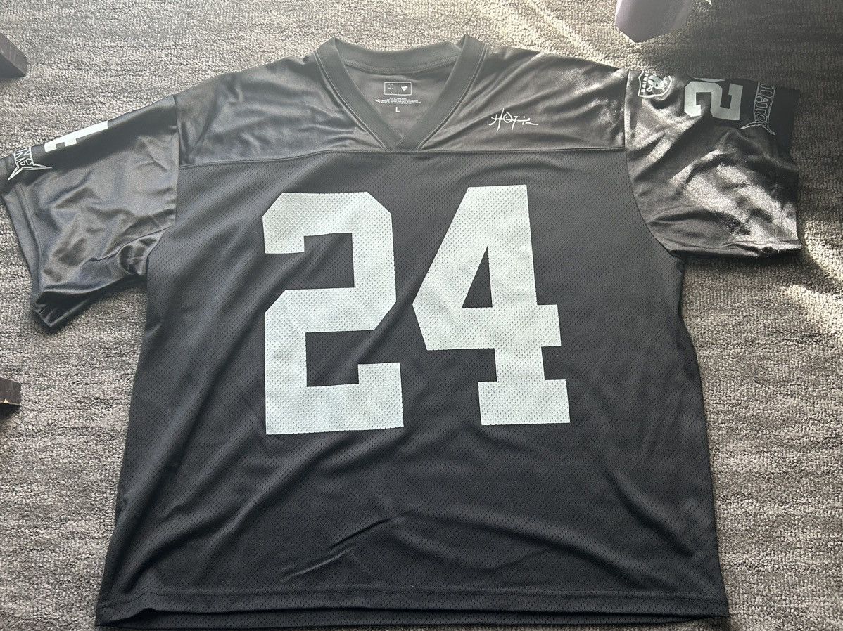 Complex × NFL × Travis Scott Complexcon Exclusive Raiders x Travis Scott Utopia Jersey L Size US L / EU 52-54 / 3 - 1 Thumbnail