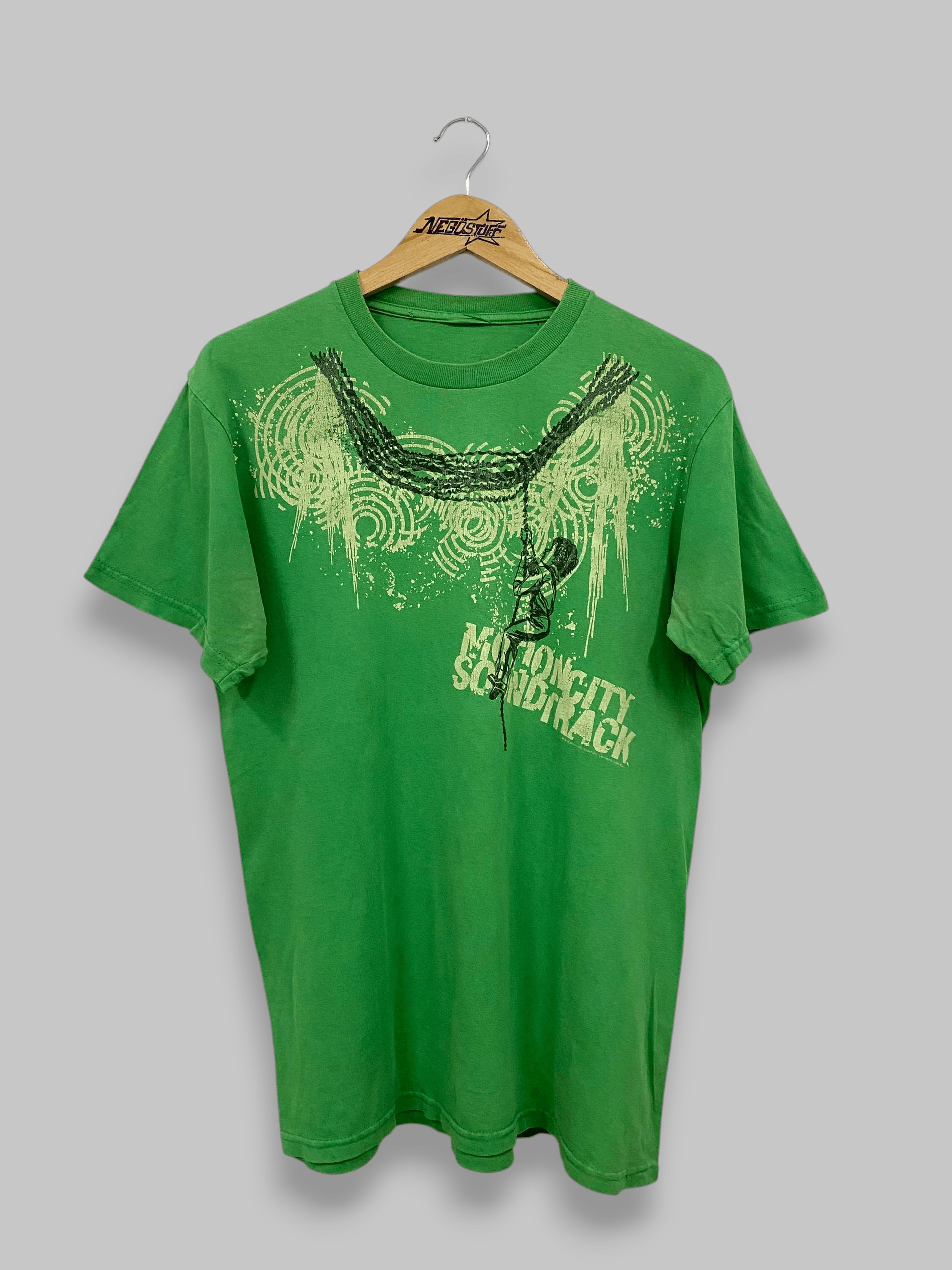 Band Tees VTG 2005 Motion City Soundtrack Band distressed promo tee Size US M / EU 48-50 / 2 - 1 Thumbnail