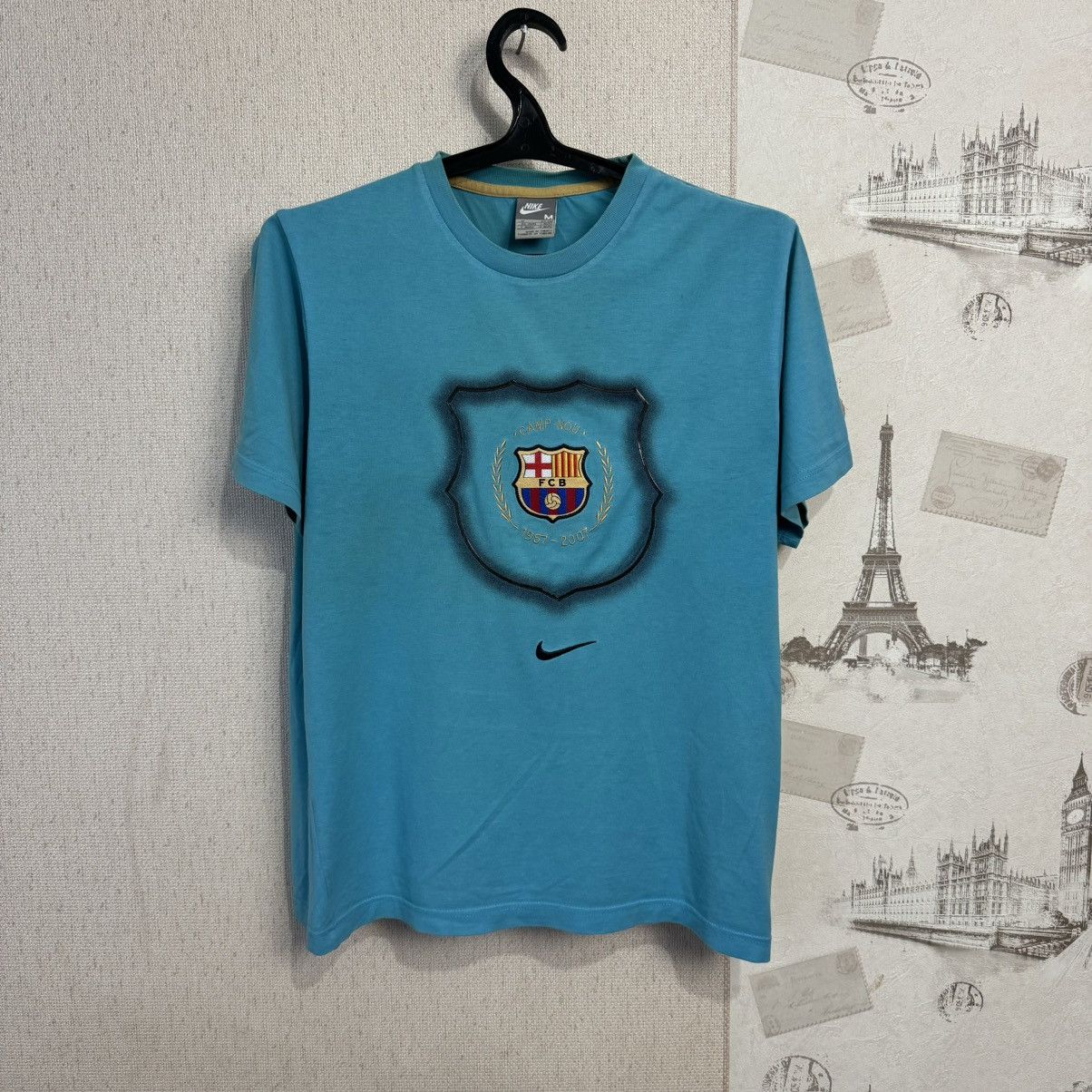 Nike Vintage Nike Barcelona T shirt Centre Logo Camp Nou Soccer M Size US M / EU 48-50 / 2 - 5 Thumbnail