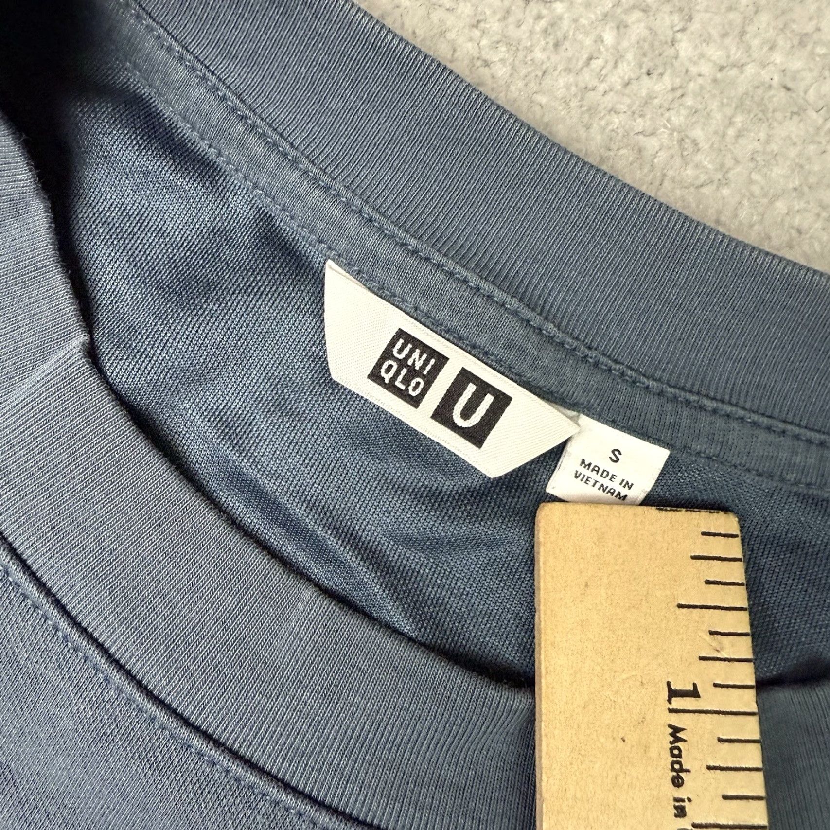 Uniqlo Uniqlo Shirt Mens S Blue U AIRism Oversized Casual Short Sleeve Essential T-Shirt Shirt City Colorful Outdoor Womens Men not applicable Size US S / EU 44-46 / 1 - 5 Thumbnail