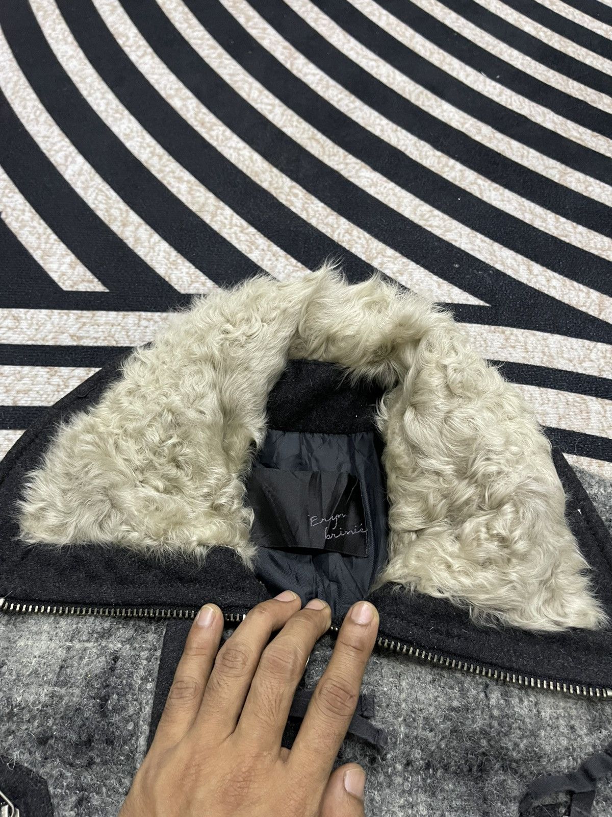 If Six Was Nine 2000s IF SIX WAS NINE STYLE WOOL LONG JACKET FUR COLLAR Size US S / EU 44-46 / 1 - 9 Thumbnail