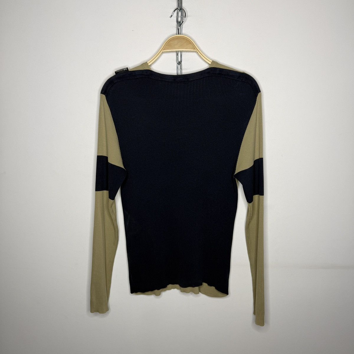 Dolce & Gabbana 2000s Dolce & Gabbana Fit Beige Sweater Ribbed Size US M / EU 48-50 / 2 - 6 Thumbnail
