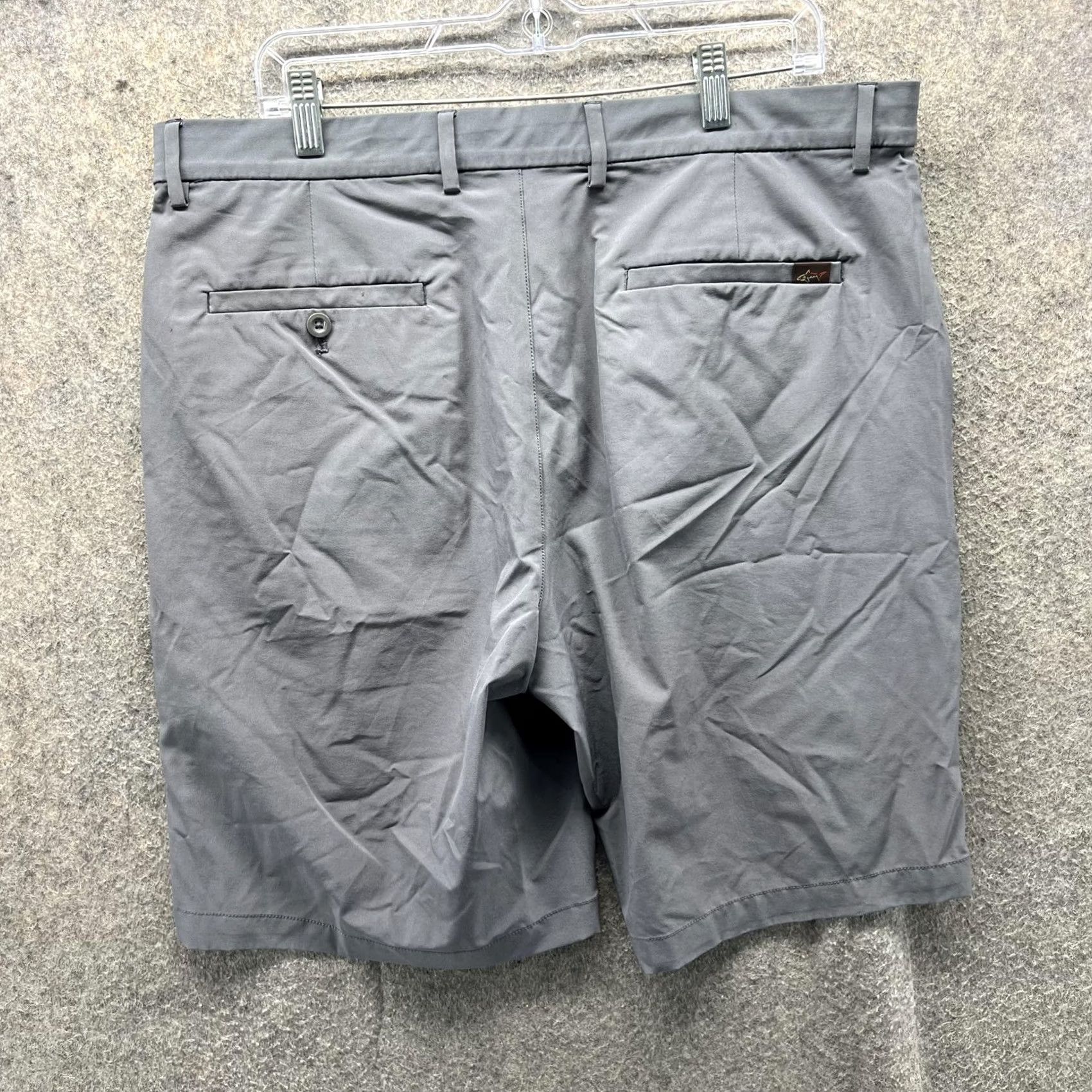 Vintage Greg Norman Shorts Mens 34 Gray Golf Stretch Performance Chino Flat Front Mens Coffee? Size US 34 / EU 50 - 2 Thumbnail