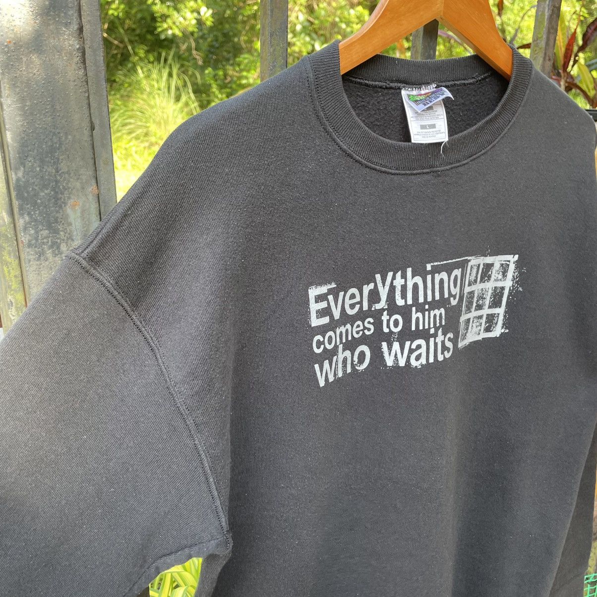 Fruit Of The Loom 🔥Vintage 90s Everything Comes To Him Who Waits Sweatshirts Size US M / EU 48-50 / 2 - 7 Thumbnail