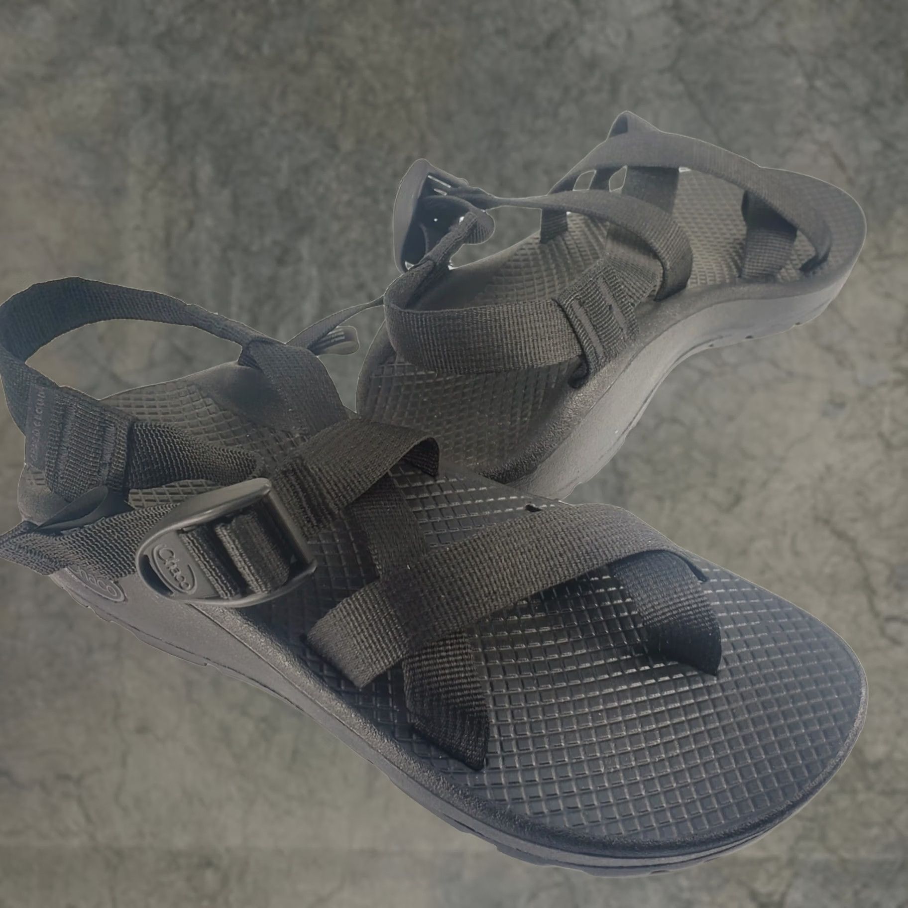 Chaco Chaco Sandals Womens Z/Cloud 2 Black Strappy Adjustable Buckle Toe Loop 7 Shoes Mens Girls? Size US 7 / IT 37 - 1 Thumbnail