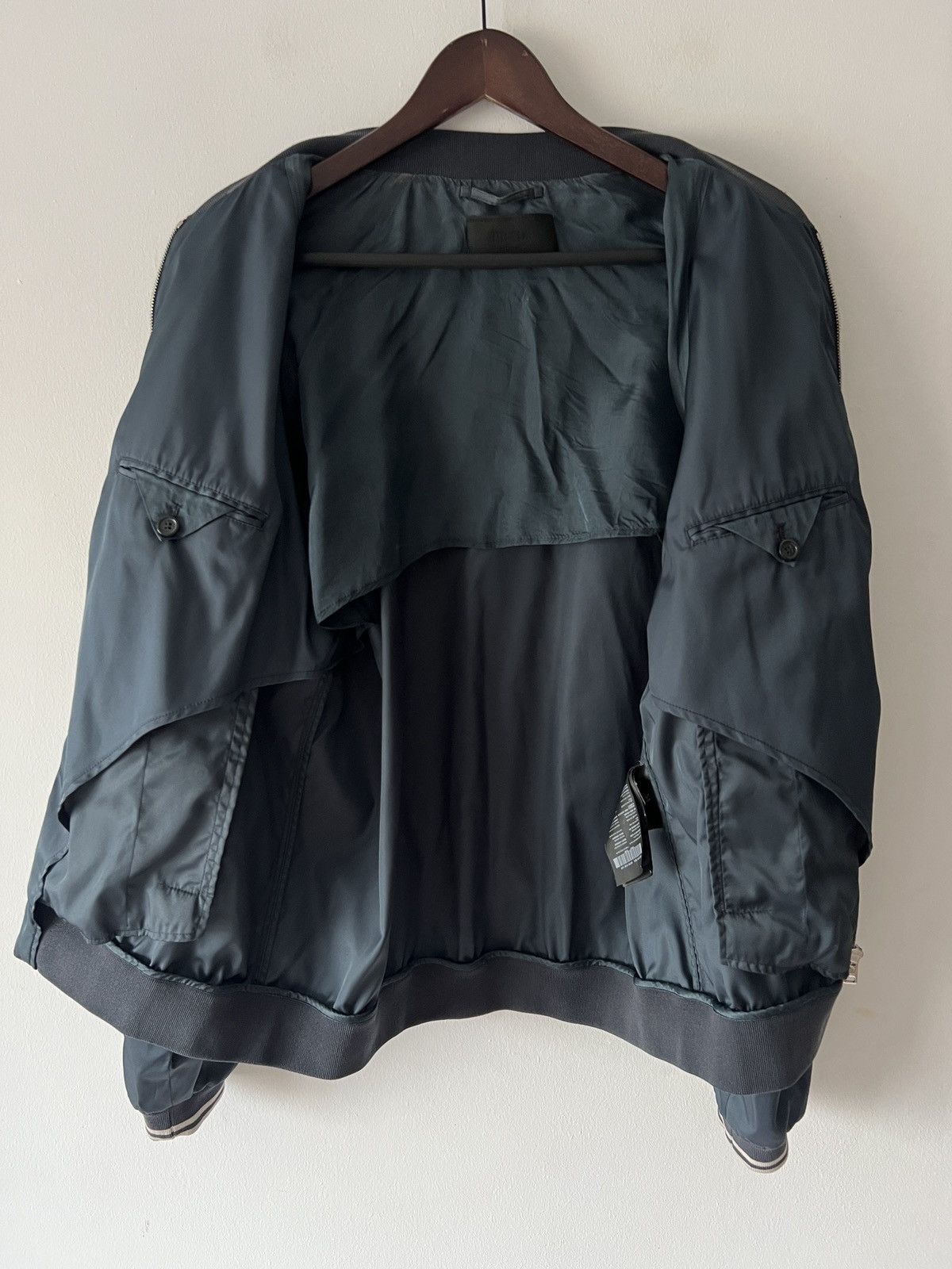 Prada 🔥🔥 Prada Nylon Gabardine Bomber Jacket Size US L / EU 52-54 / 3 - 3 Thumbnail