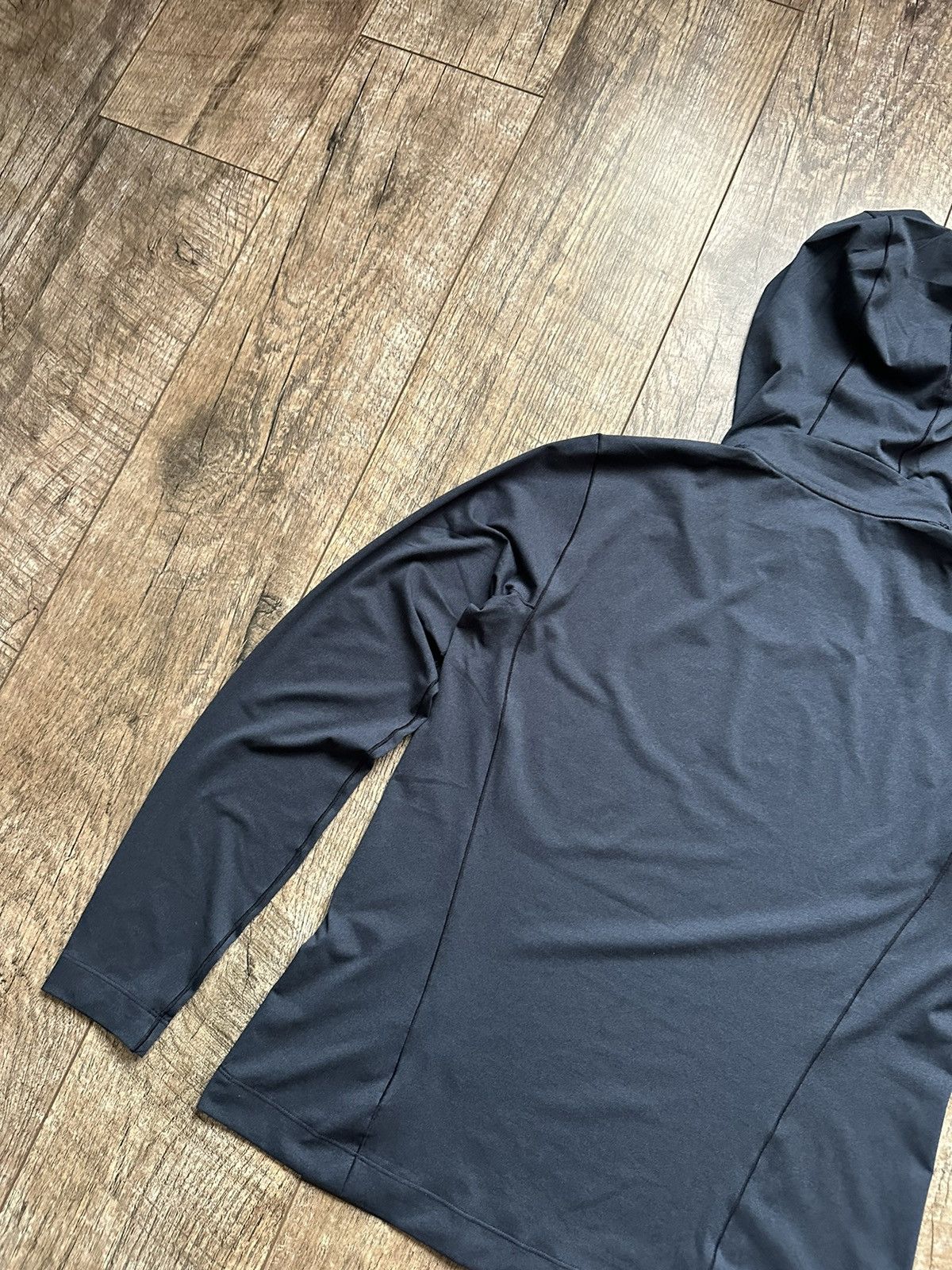 Arc'teryx Women's Arcteryx Blue Light Hoodie Size M / US 6-8 / IT 42-44 - 12 Thumbnail