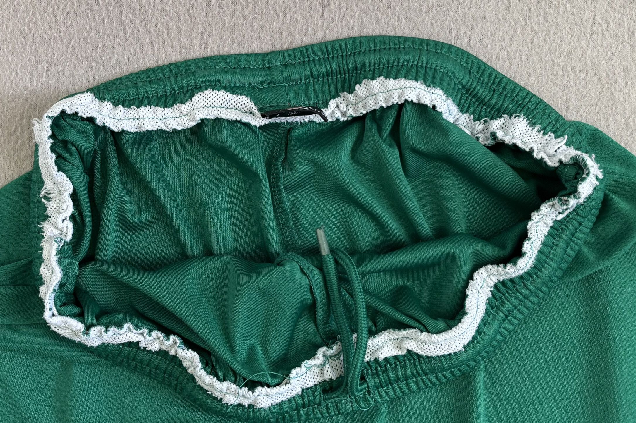 Vintage 1. FC Magdeburg Uhlsport vintage football shorts size XL Size US 40 / EU 56 - 15 Thumbnail