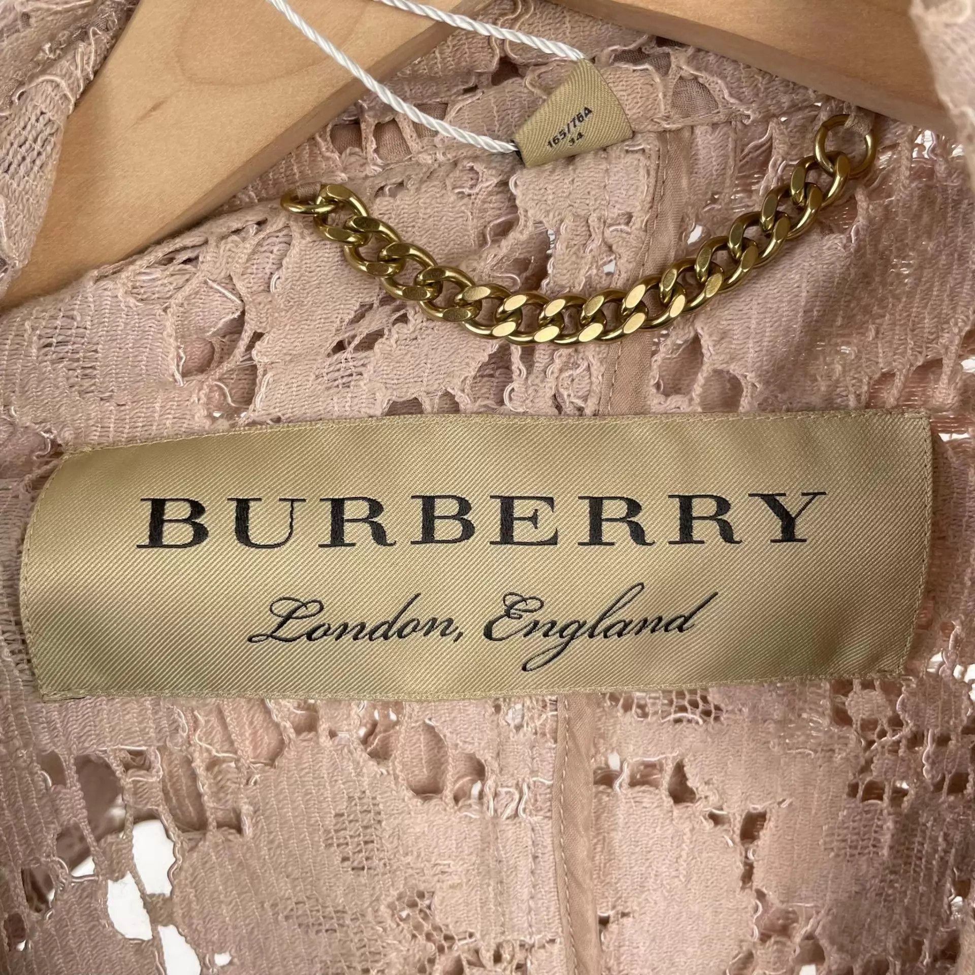 Burberry Burberry Long Lace Trench Coat Nude Pink 34 Size XXS / US 00 / IT 34 - 3 Thumbnail
