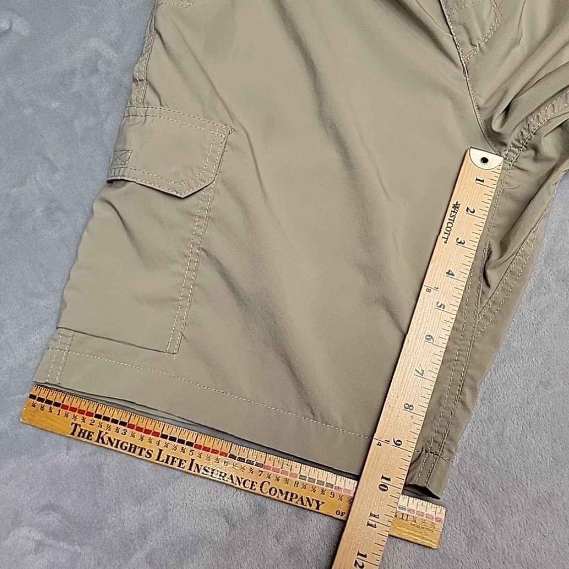 Vintage Columbia Shorts Mens 36x10 Beige Lightweight Performance Fish Hike Cargo UPF 40 Bermuda Casual Outdoor Mens Size US 36 / EU 52 - 6 Thumbnail