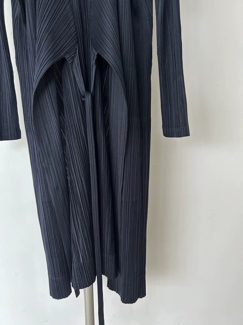 Issey Miyake Issey Miyake size:os Black lace-up cardigan Size M / US 6-8 / IT 42-44 - 3 Thumbnail