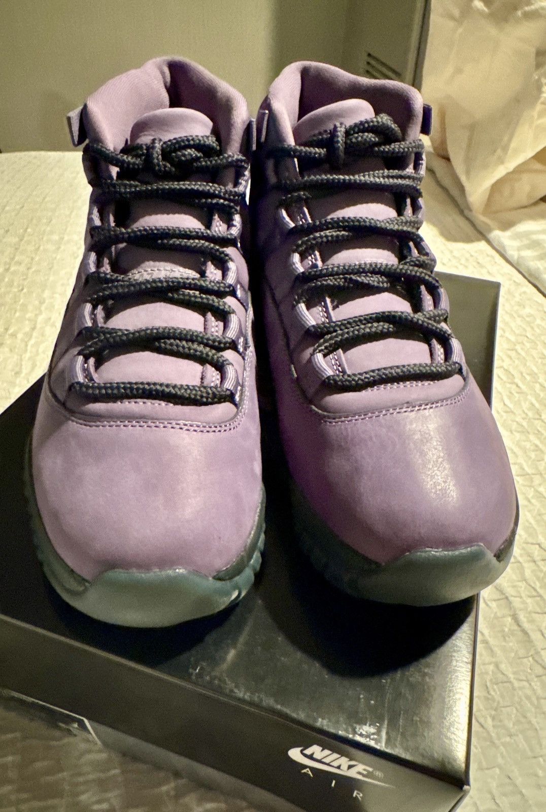 Jordan Brand Air Jordan 11 Retro *LIMITED* Size US 8 / EU 41 - 3 Thumbnail