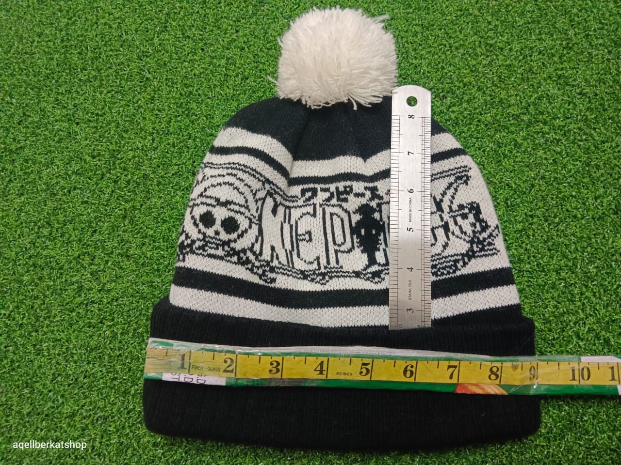 One Piece ONE PIECE Japan Anime #1 World Beanie Size ONE SIZE - 4 Thumbnail