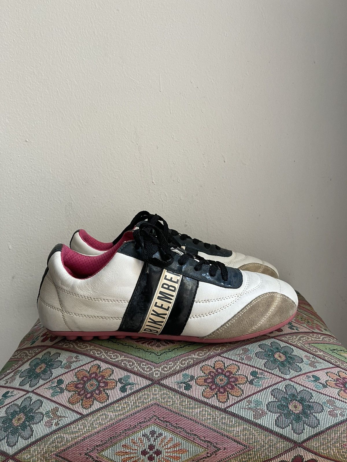 Dirk Bikkembergs Dirk Bikkembergs Soccer Shoes pink sole Size US 9 / EU 42 - 3 Thumbnail