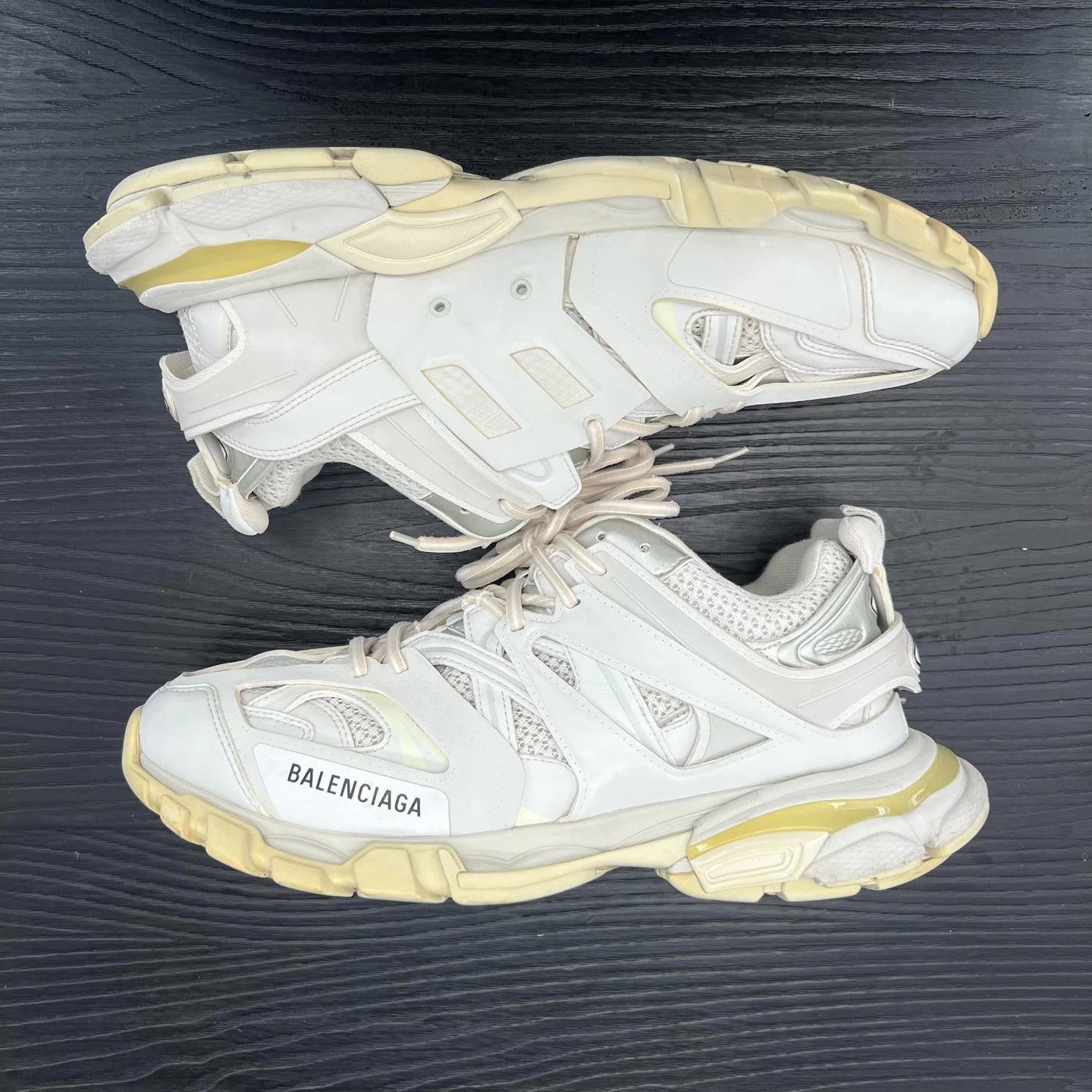 Balenciaga Balenciaga Track White 43 w/ sole oxidation Size US 10 / EU 43 - 4 Thumbnail