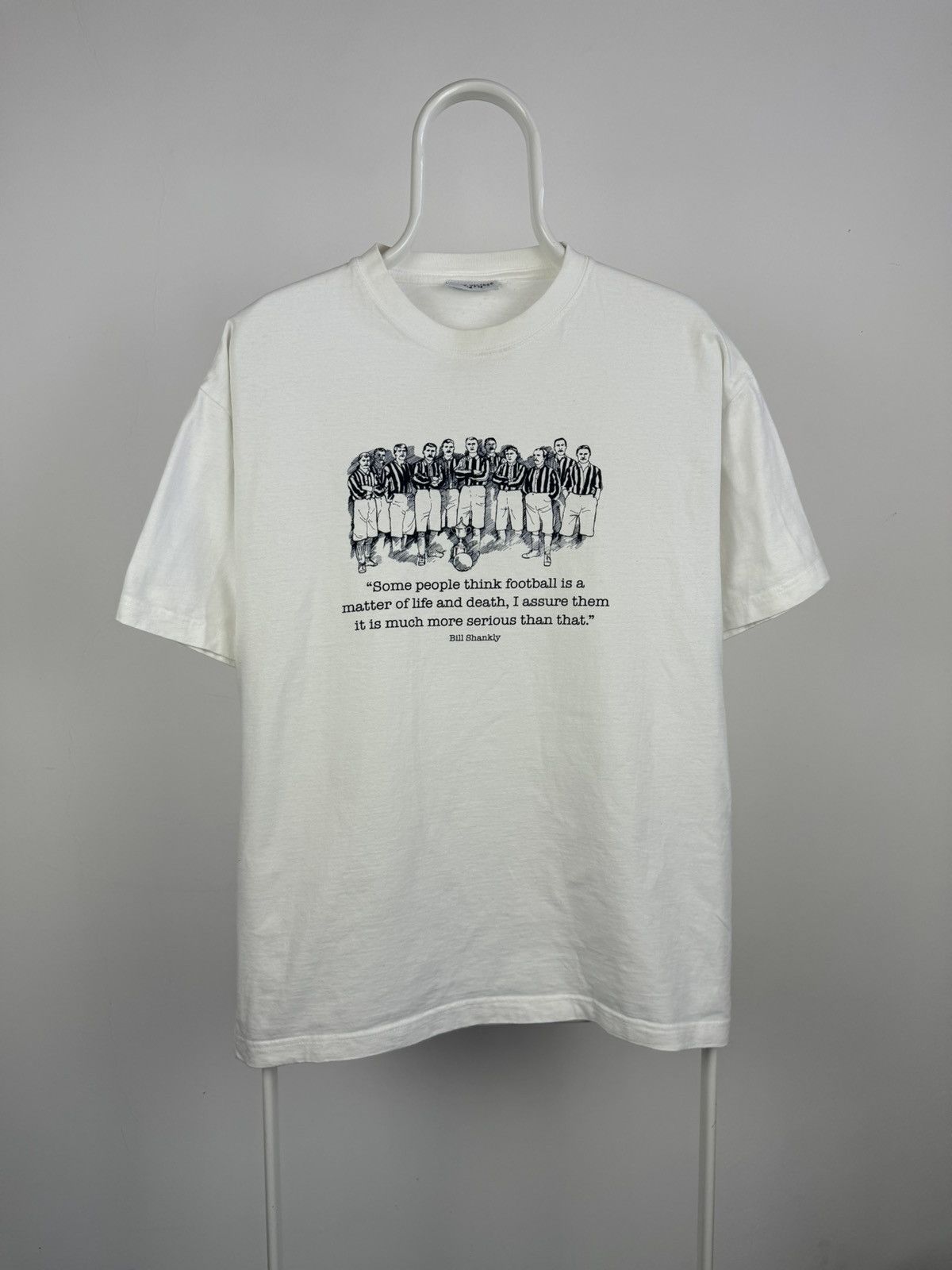 Vintage Vintage Bill Shankly Liverpool Past Time Tshirt Size US M / EU 48-50 / 2 - 1 Thumbnail