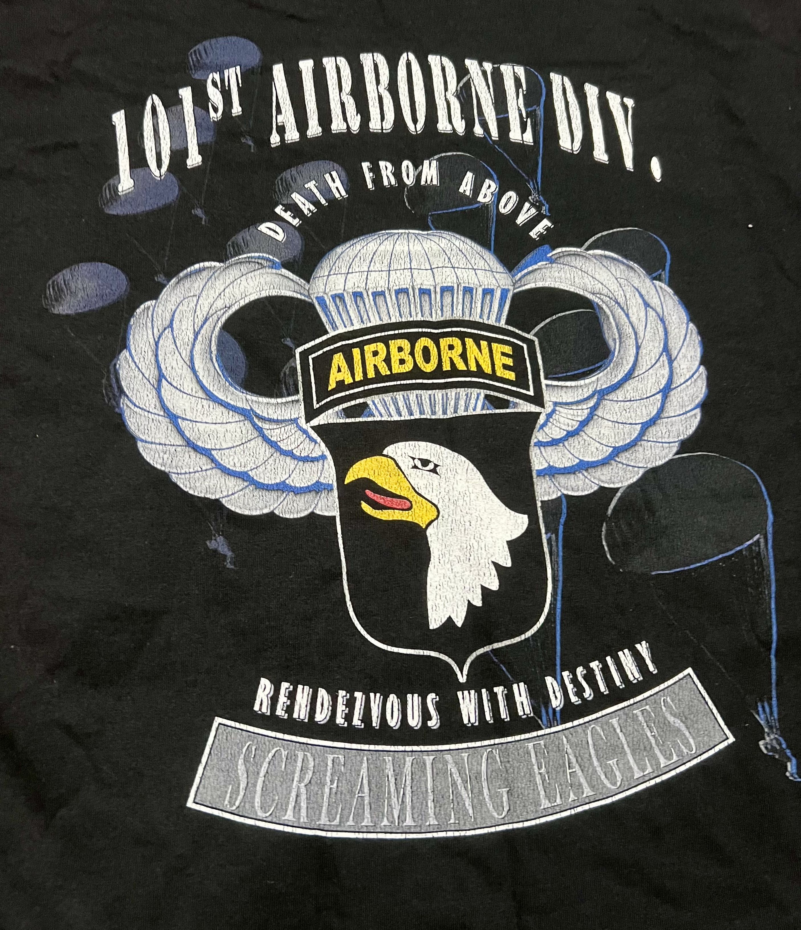 Gildan Screaming Eagles 101st Airborne Division Graphic T-Shirt Size US L / EU 52-54 / 3 - 4 Thumbnail