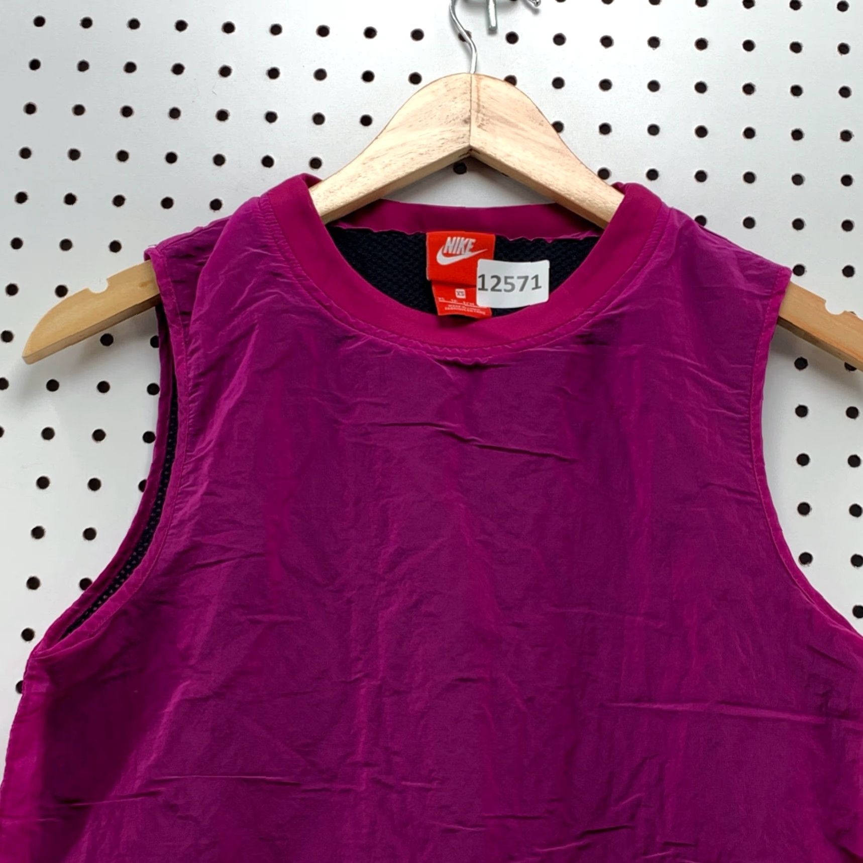 Nike Nike Shirt Adult Womens XS Tank Sleeveless Crew Neck Activewear Pink Maroon 90s? (if not known, skip) Size XS / US 0-2 / IT 36-38 - 2 Thumbnail