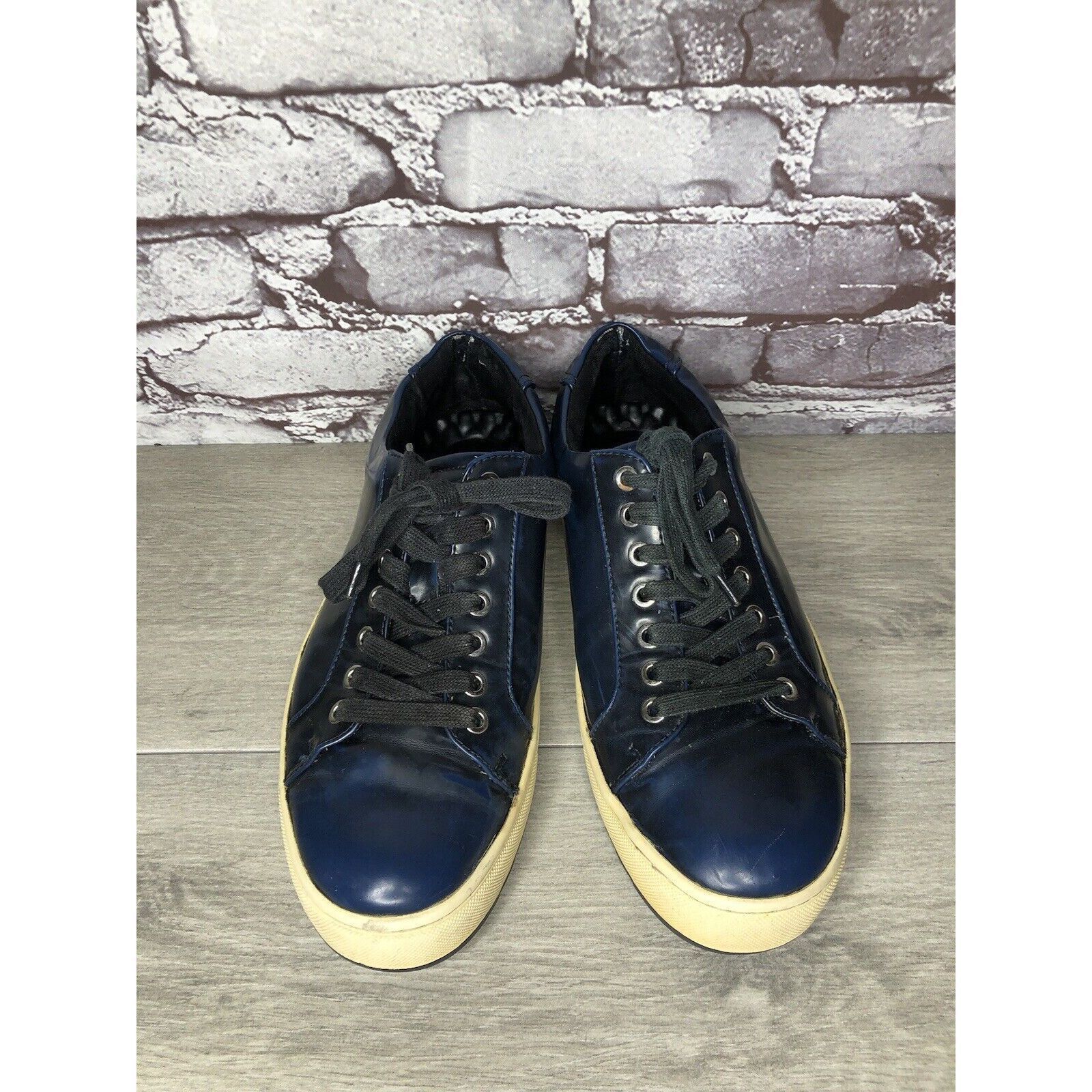 Karl Lagerfeld KARL LAGERFELD Navy Blue Patent Leather Lace Up Sneakers Sho Size US 9 / EU 42 - 18 Thumbnail