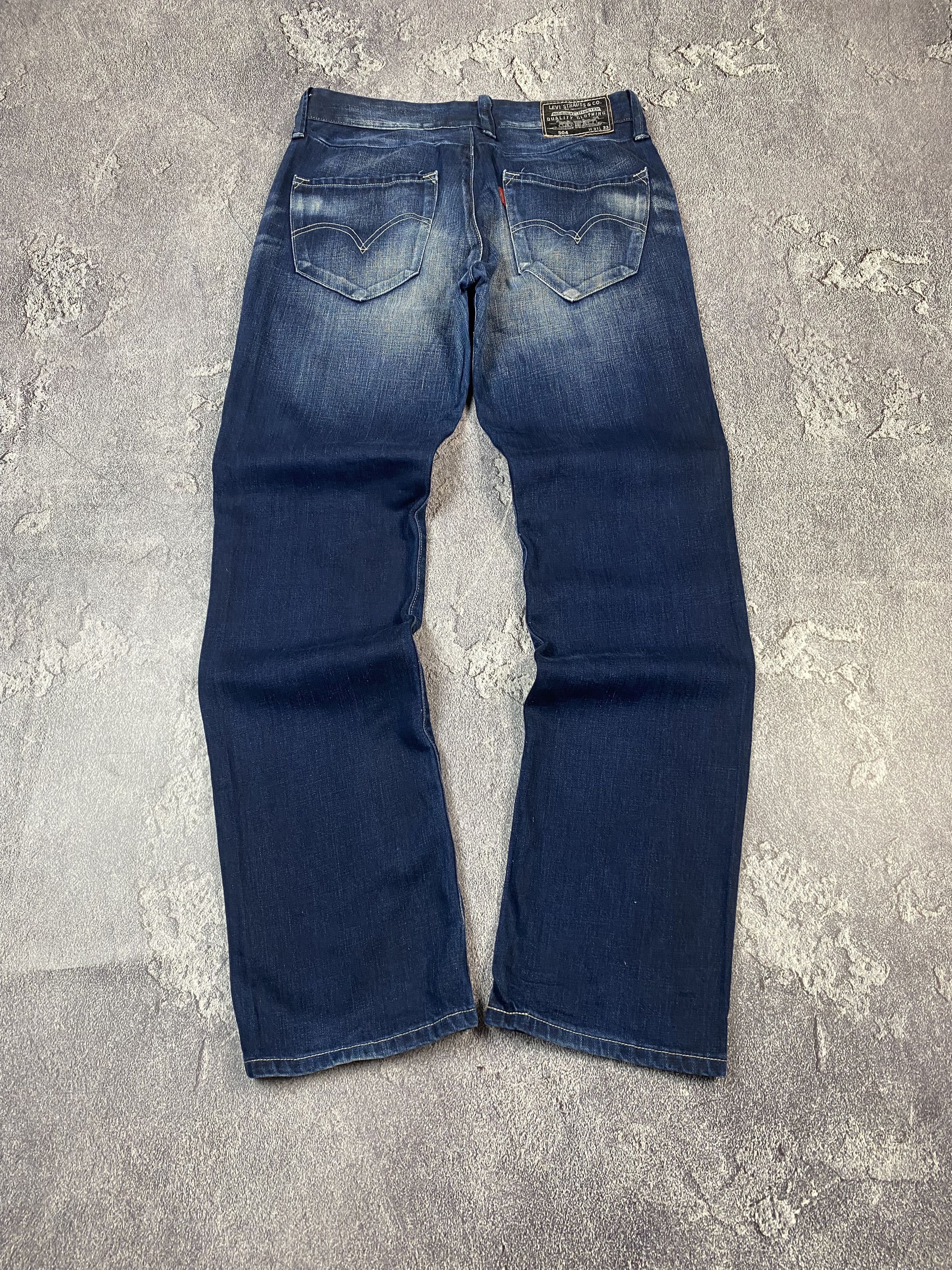 Levi's VTG Levi's 504 Crazy Faded Blue Straight Fit Jeans Size US 32 / EU 48 - 1 Thumbnail