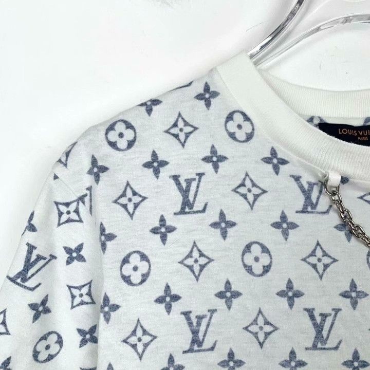 Louis Vuitton Louis Vuitton 2022 White Monogram Cotton T-Shirt Size US L / EU 52-54 / 3 - 3 Thumbnail