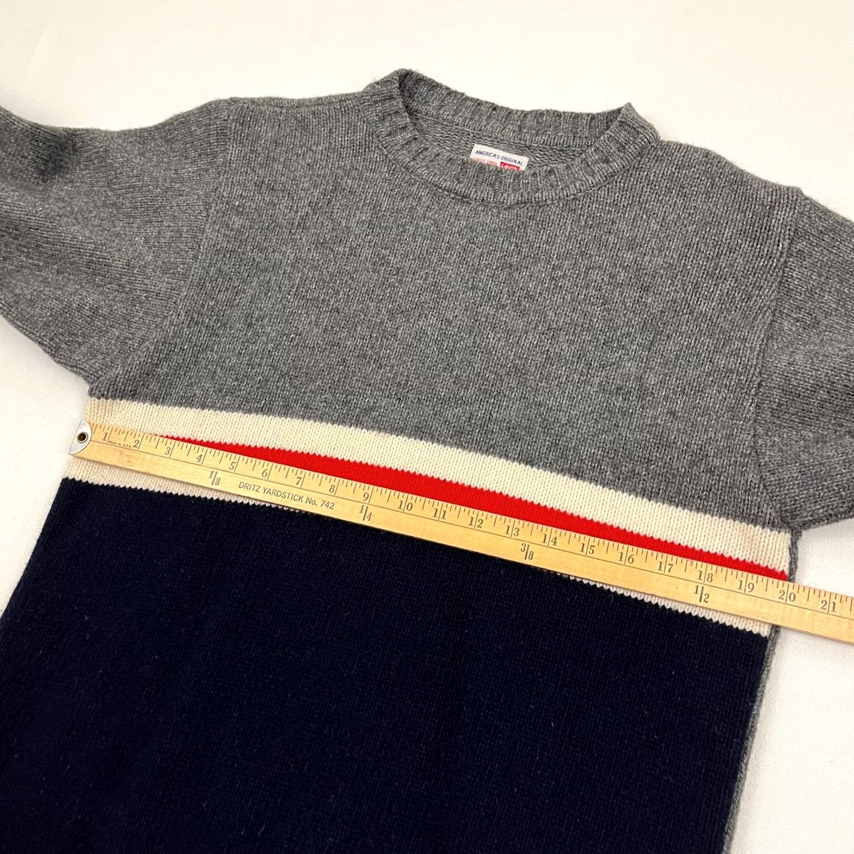 Levi's Levis Sweater Mens S Blue Gray Striped Crew Jumper Pullover Knit Wool Wool Blend Portugal Regular Vintage? No Size US S / EU 44-46 / 1 - 7 Thumbnail