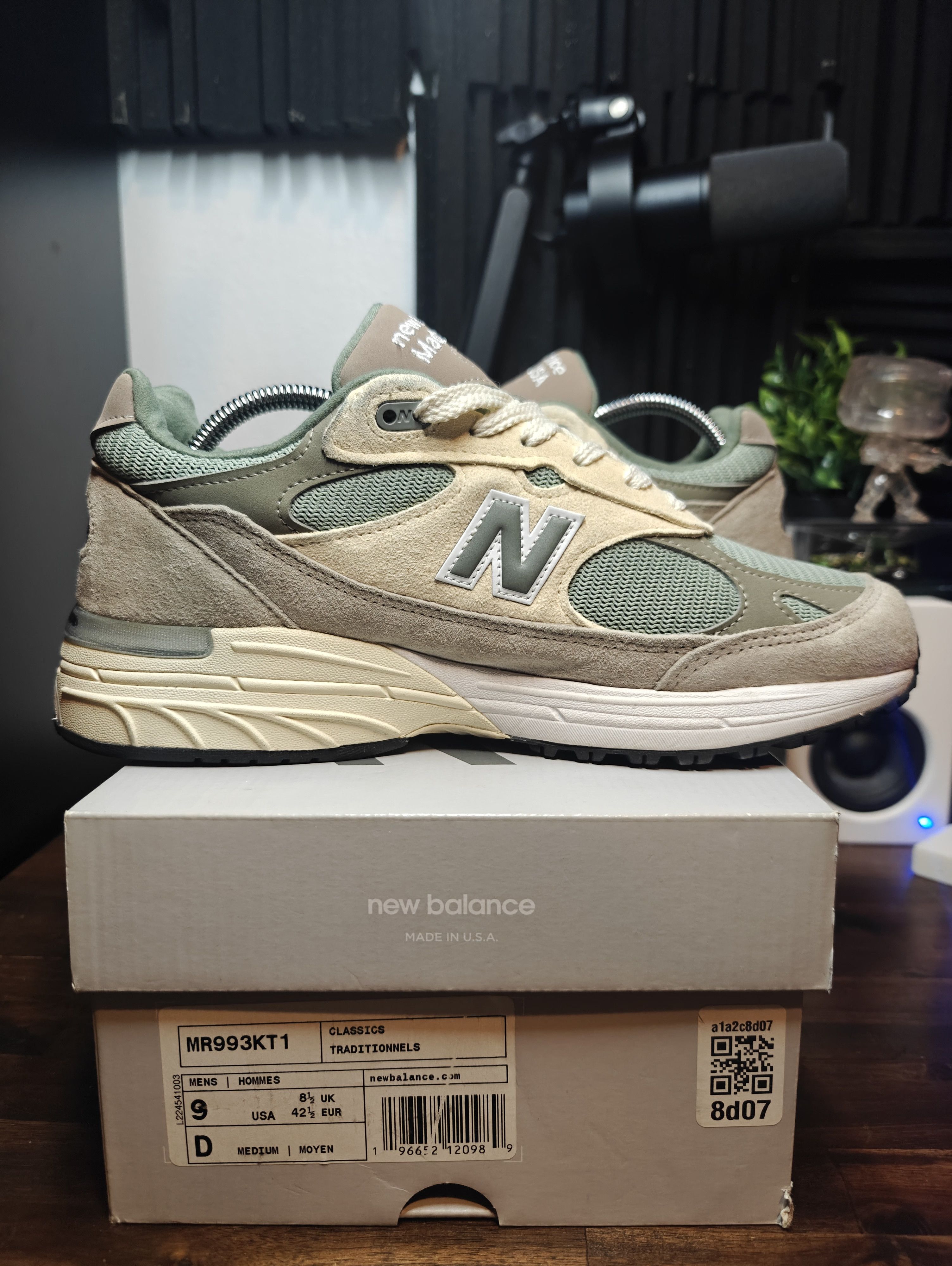 Kith × New Balance New Balance 993 Kith Spring 101 Size 9 US Size US 9 / EU 42 - 5 Thumbnail