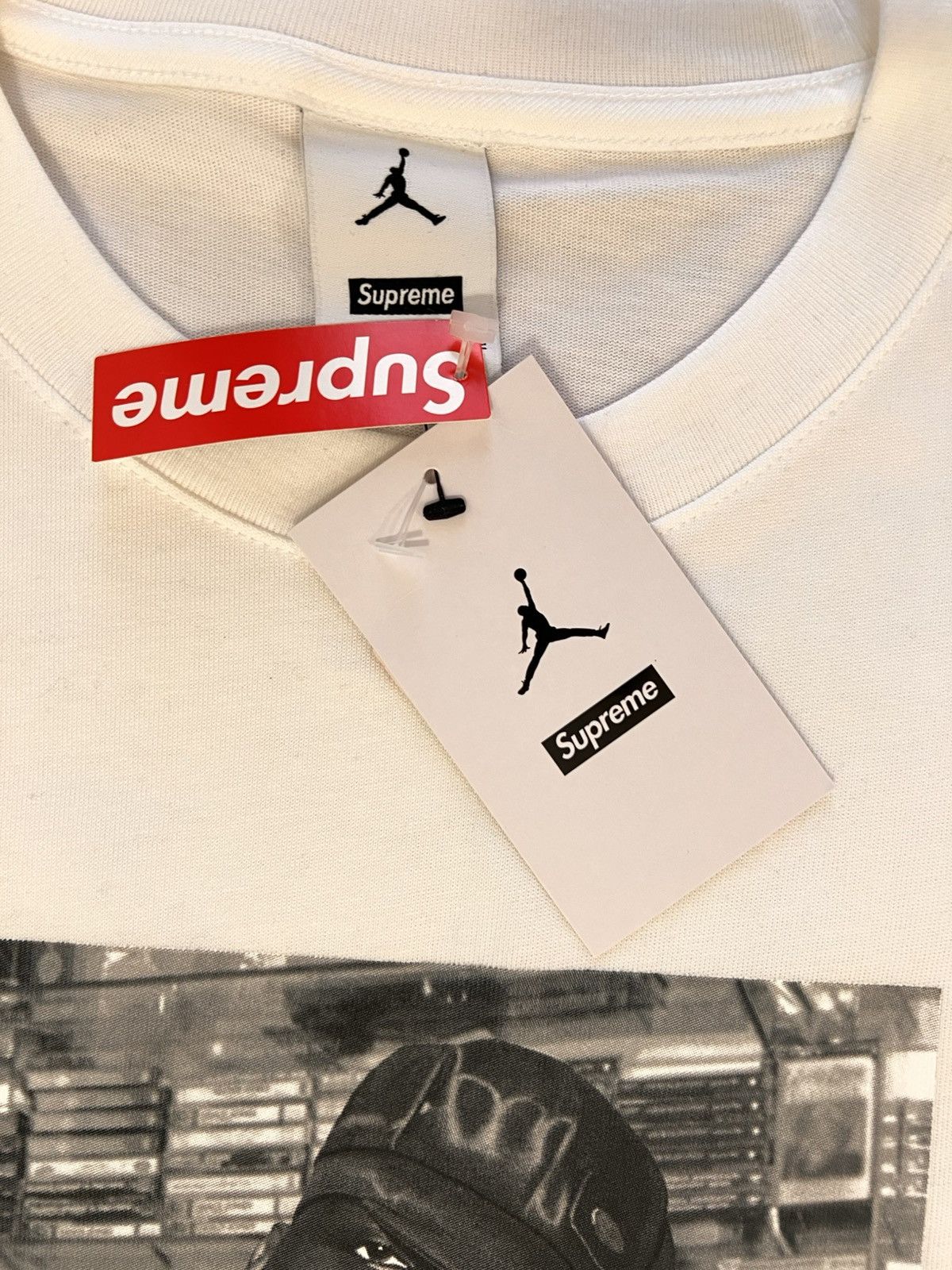 Jordan Brand M Supreme Jordan Biggie Notorious BIG tee Tshirt white photo Size US M / EU 48-50 / 2 - 14 Thumbnail