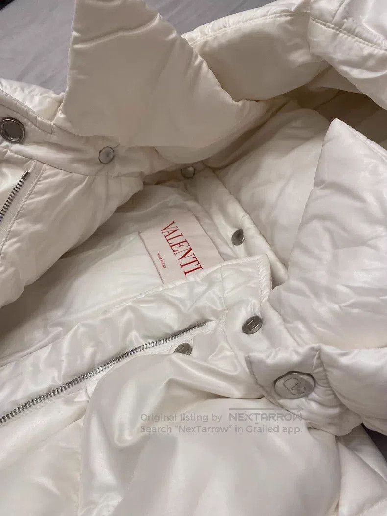 Valentino Valentino Down jacket Size L / US 10 / IT 46 - 2 Thumbnail