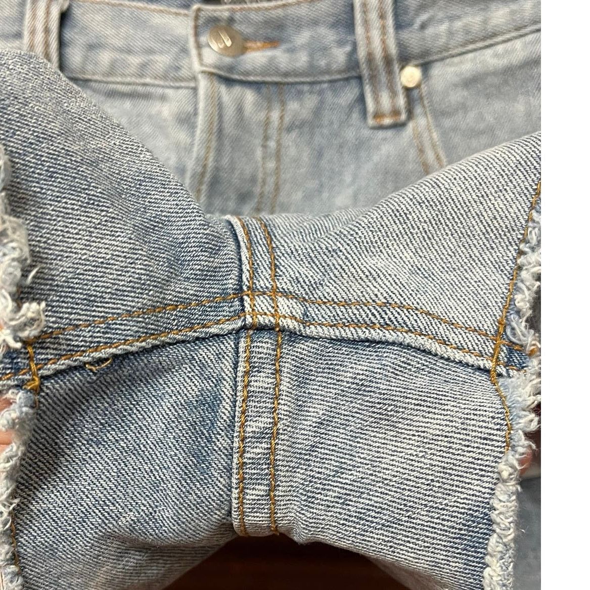 MINKPINK MinkPink women’s M shorts cutoff distressed patched denim Size 32" / US 10 / IT 46 - 4 Thumbnail