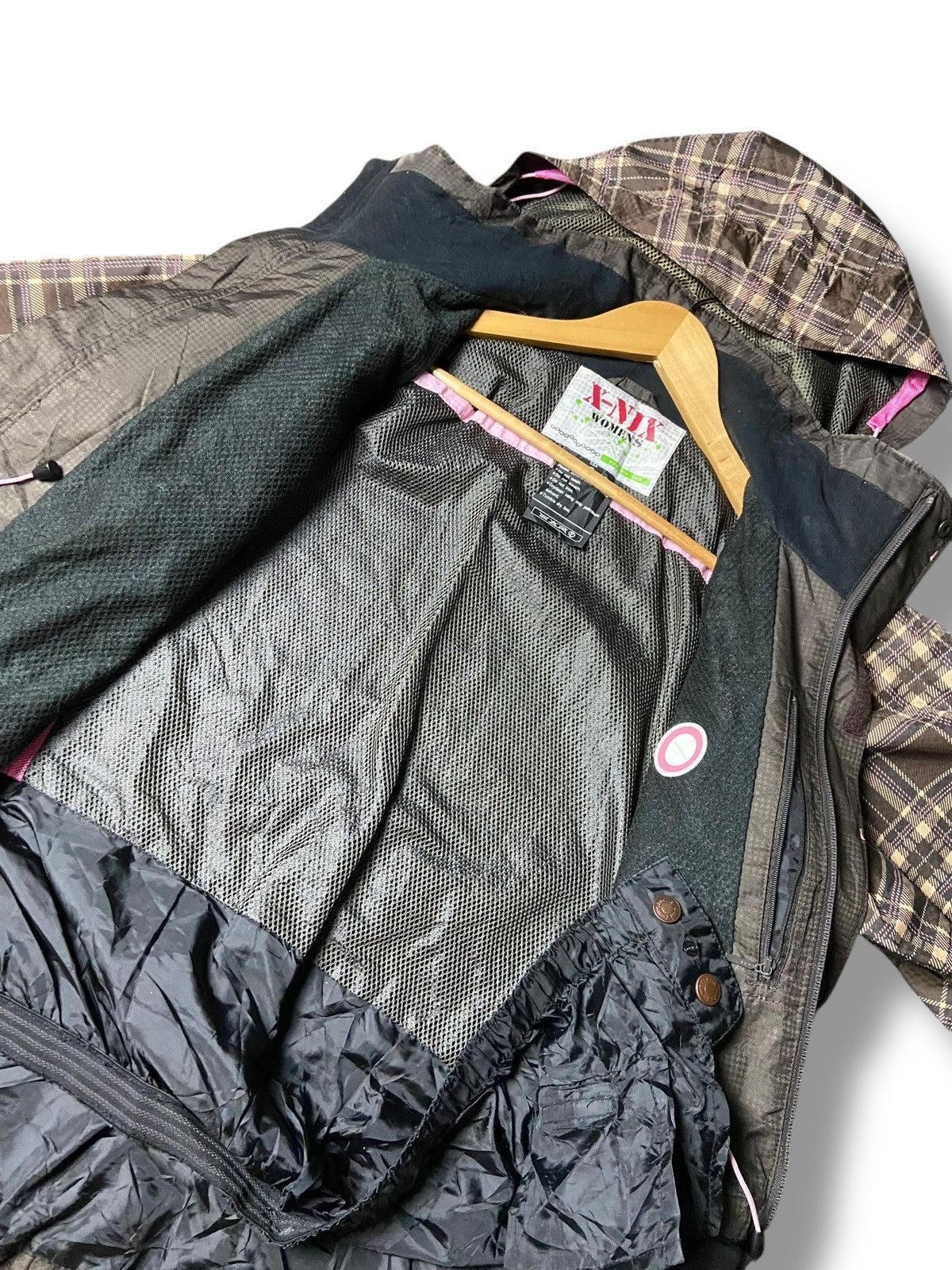 Japanese Brand X-NIX Brand Plaid Multi-pocket Hooded Jacket (161) Size S / US 4 / IT 40 - 2 Thumbnail