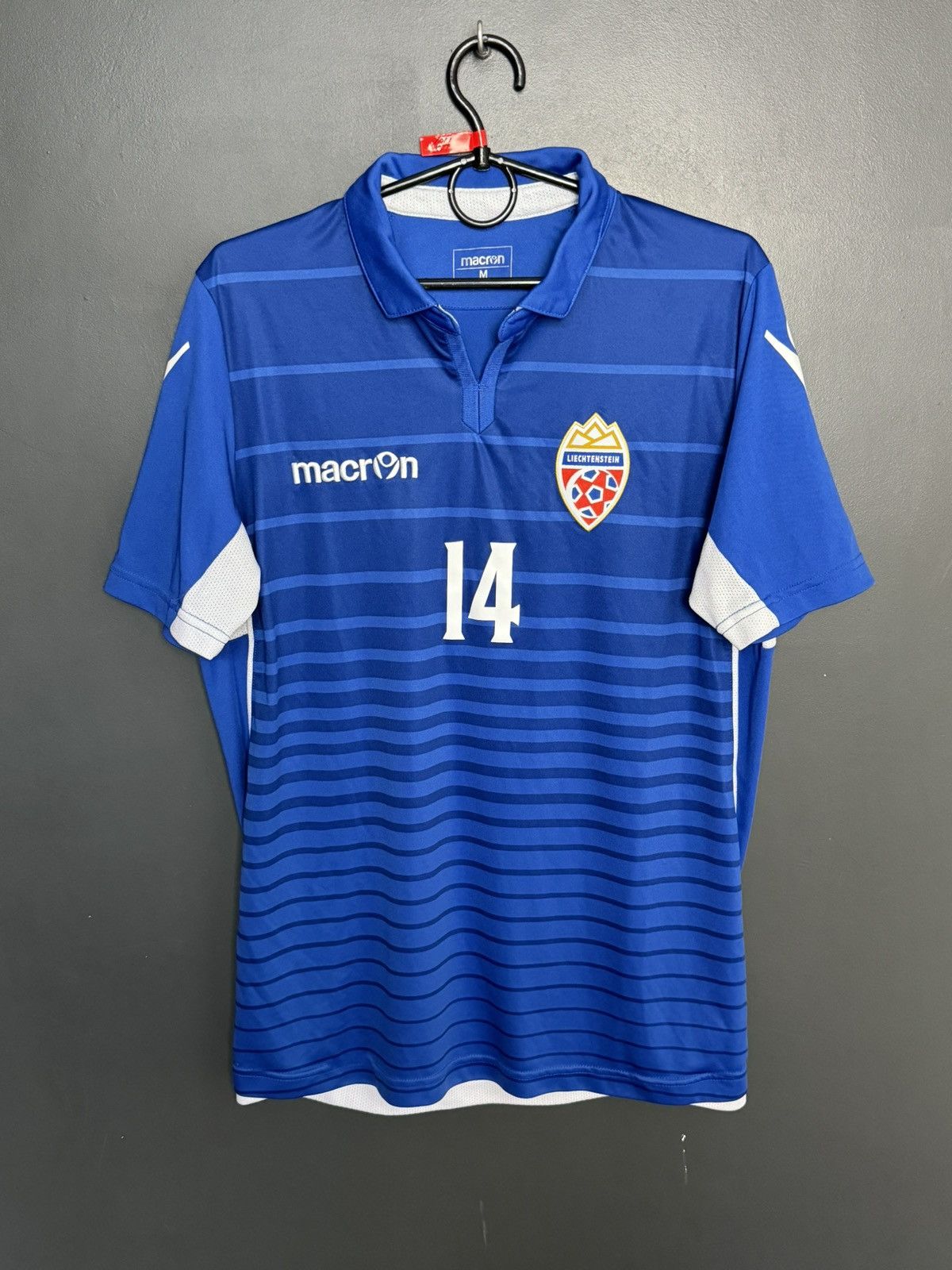 Macron Liechtenstein National Team 20/22 Home Football Jersey Size US M / EU 48-50 / 2 - 1 Thumbnail