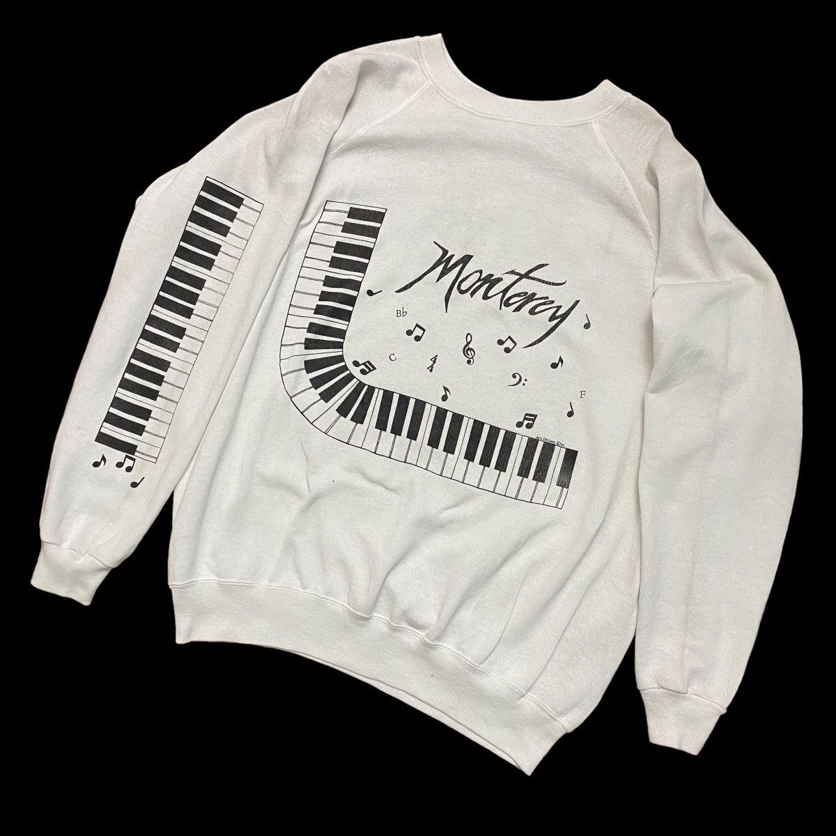 image of Art x Vintage Monterey Piano Music Sweatshirt 80's in White, Men's (Size Large)