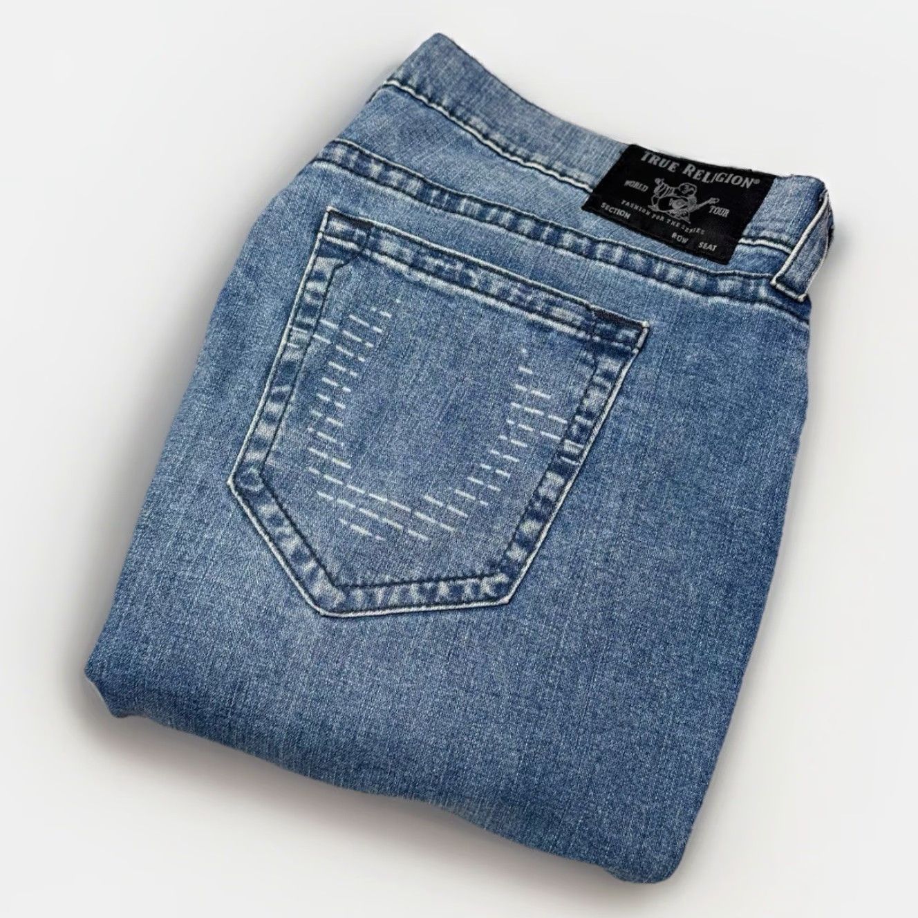 True Religion True Religion Rocco Relaxed Skinny Straight Jeans Mens 42x33 Light Wash Blue 90s Hip Hop Logo Comfort Pockets Stretch Regular 34? Size US 42 / EU 58 - 2 Thumbnail