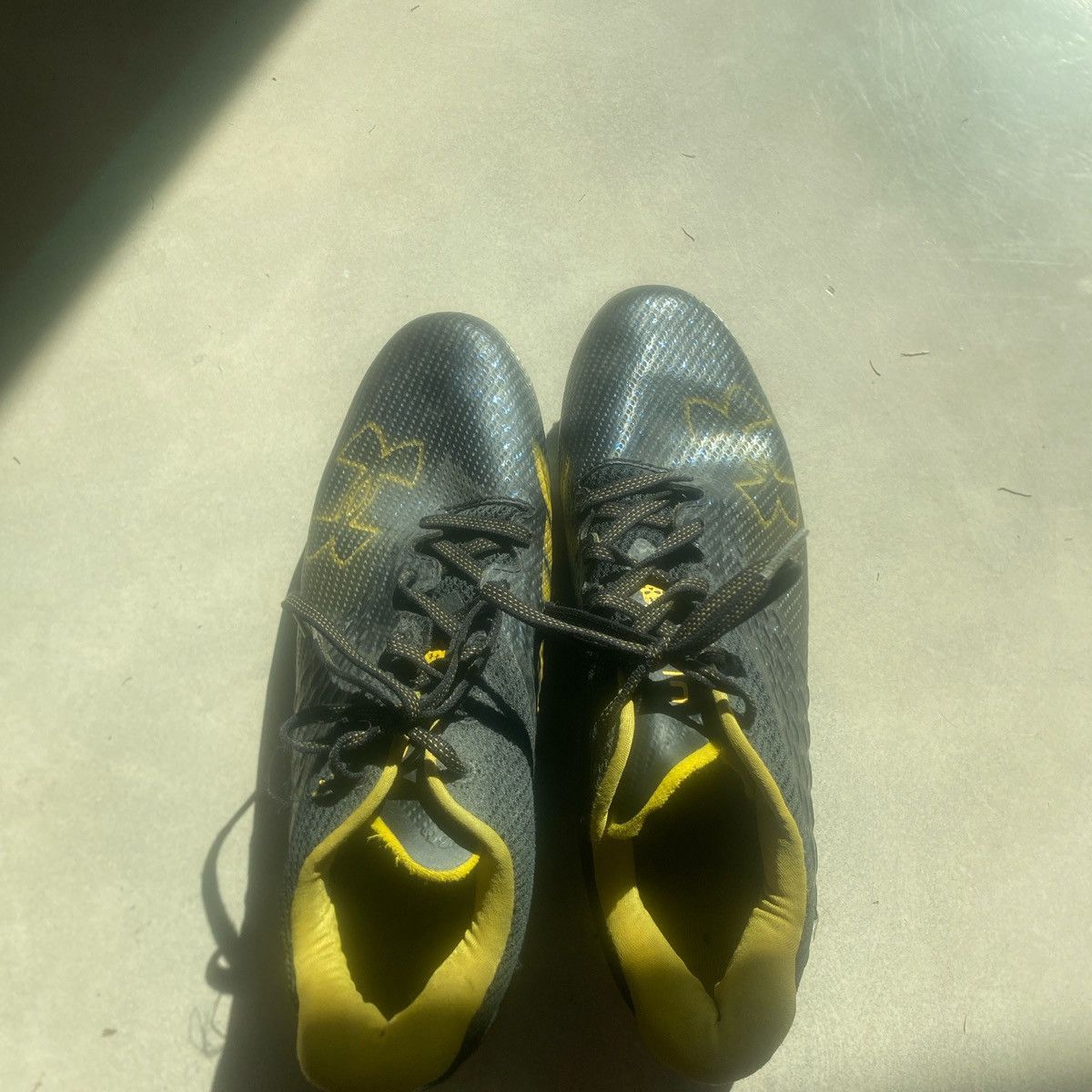 Under Armour UNDER ARMOR FOOTBALL CLEATS Size US 10.5 / EU 43-44 - 1 Thumbnail
