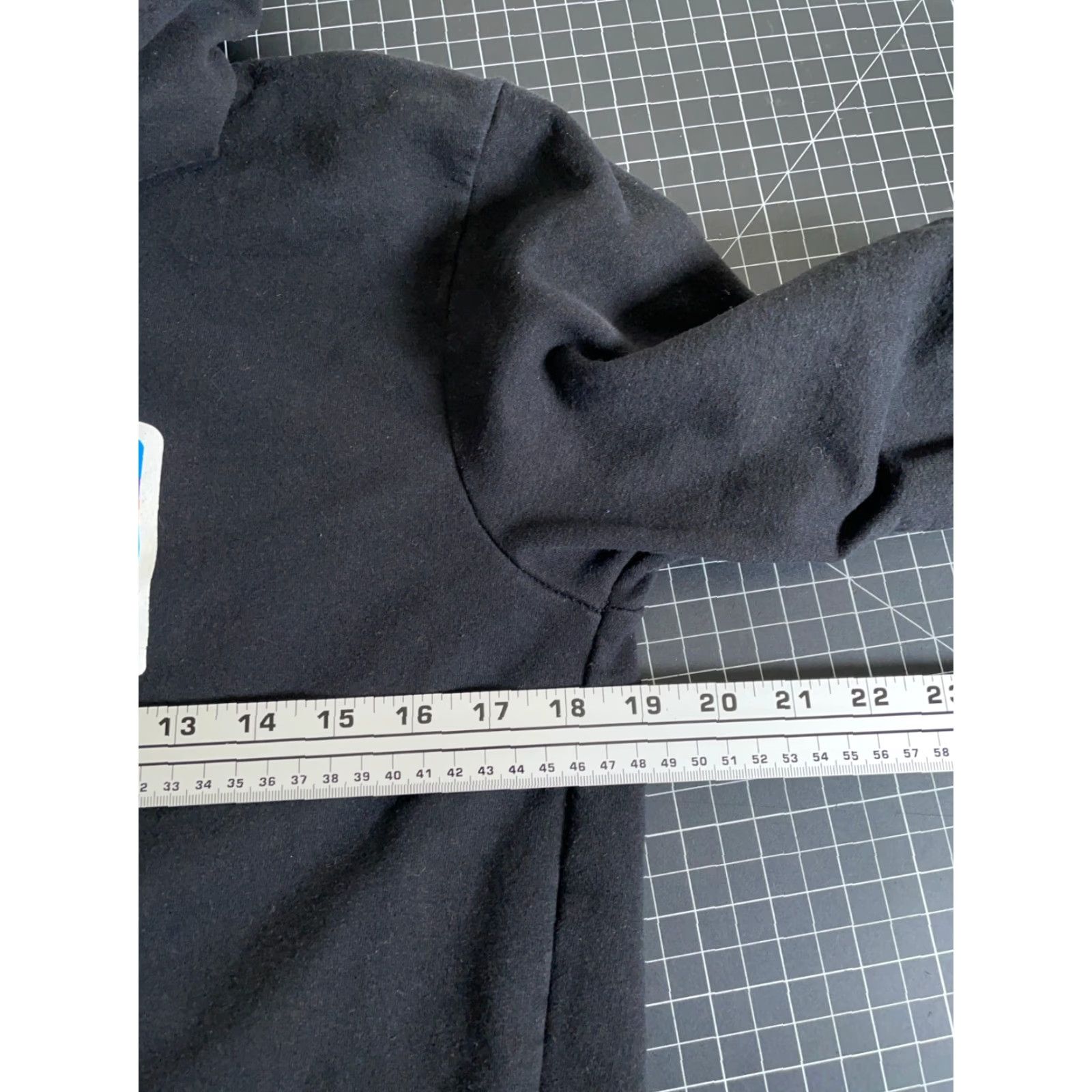 Patagonia Patagonia Hoodie Adult Small Black Logo Print Drawstring Pullover Crew Neck Long Sleeve Sweatshirt Fleece Heavyweight Pockets Graphic Print Size US S / EU 44-46 / 1 - 5 Thumbnail